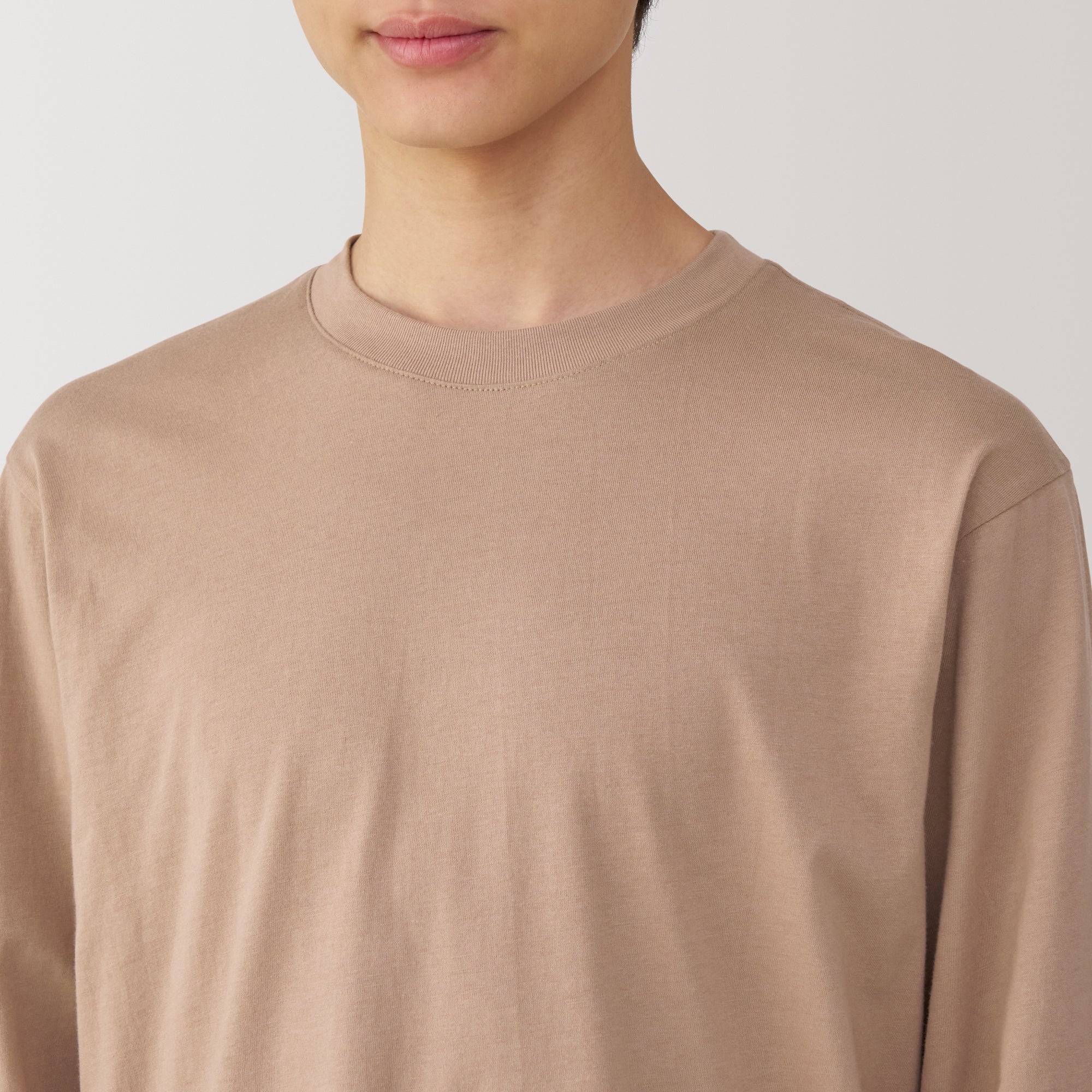 Men's Washed Jersey Crew Neck Long Sleeve T-Shirt - Image 14