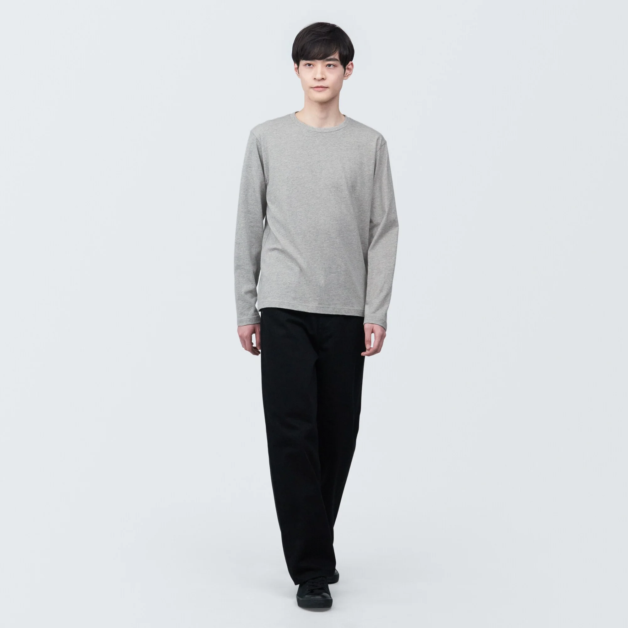 Men's Washed Jersey Crew Neck Long Sleeve T-Shirt - Image 32