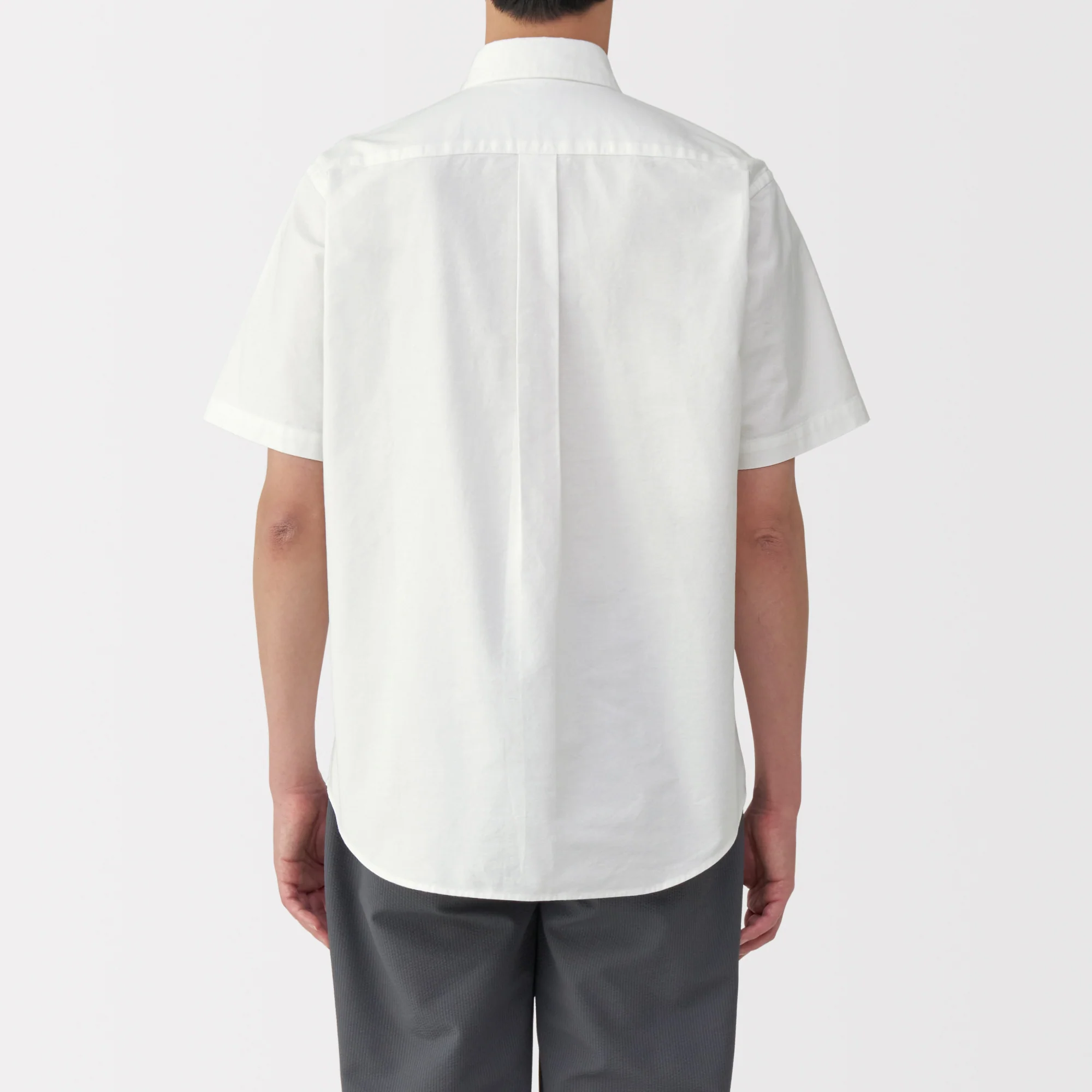 Men's Washed Oxford Button Down Short Sleeve Shirt - Image 6