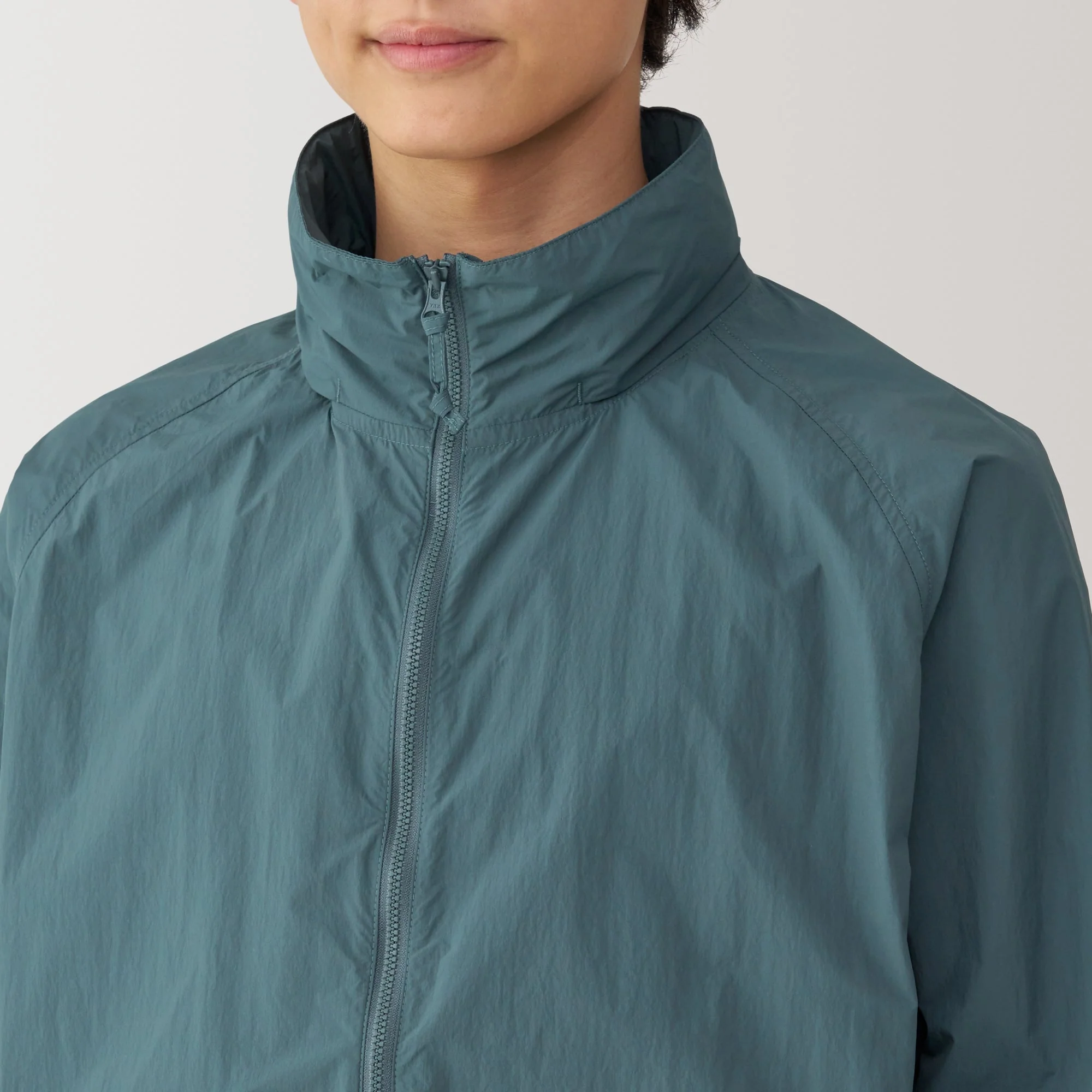 Men's Water Repellent Nylon Packable Windbreaker - Image 39