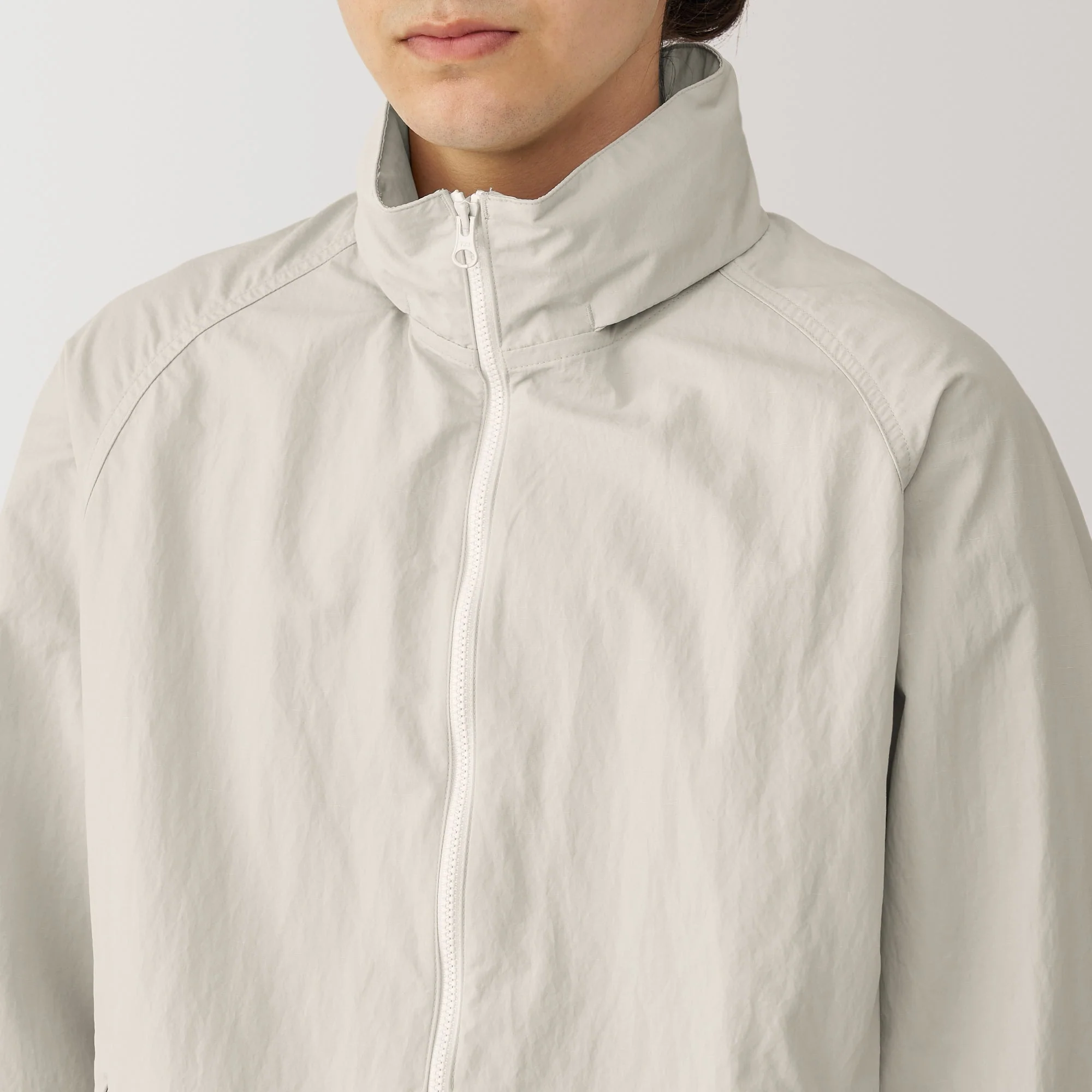 Men's Water Repellent Nylon Windbreaker - Image 11