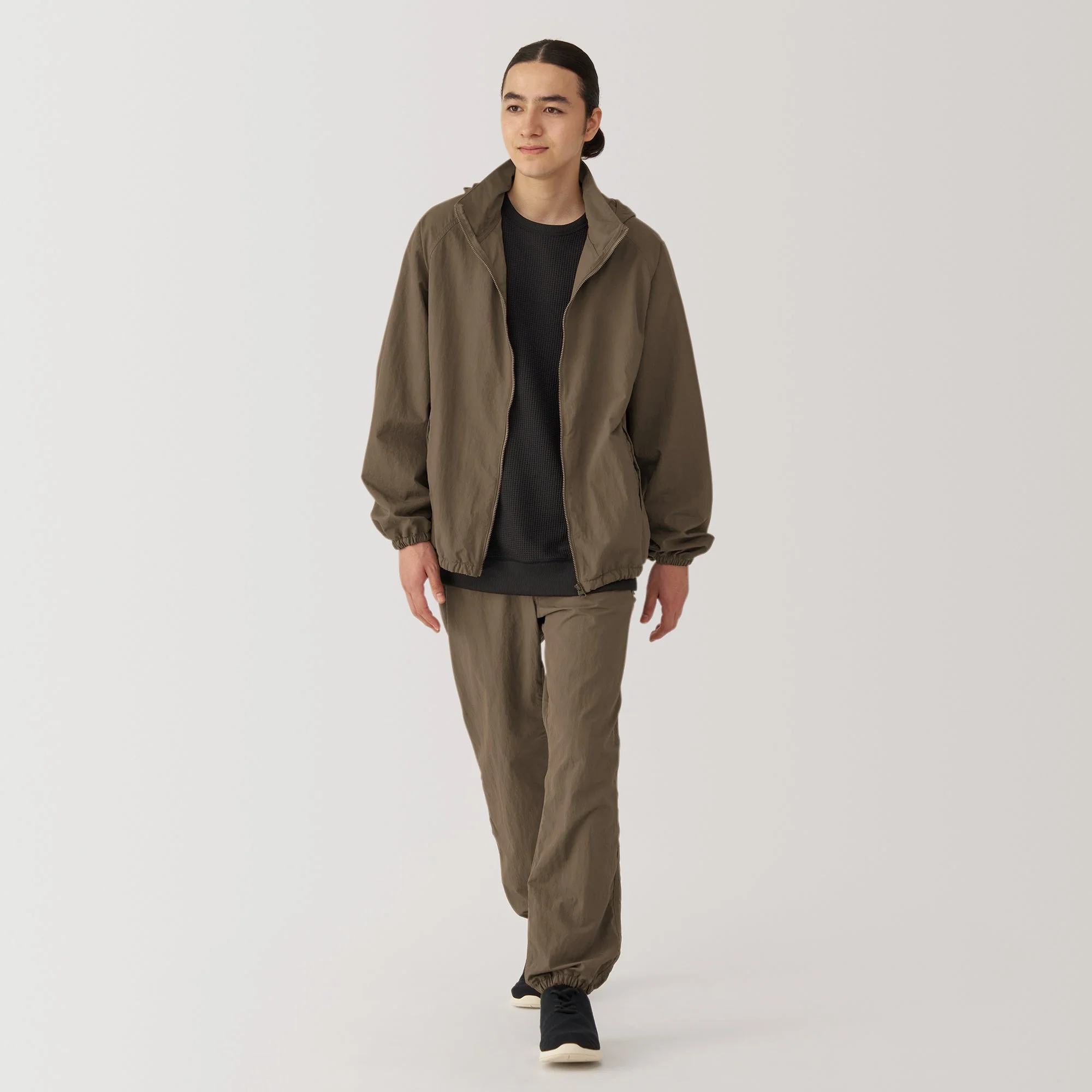 Men's Water Repellent Nylon Windbreaker - Image 50