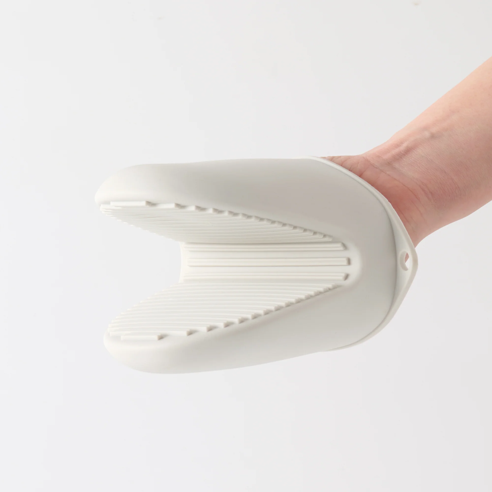 Mini Silicone Oven Mitt - Image 9