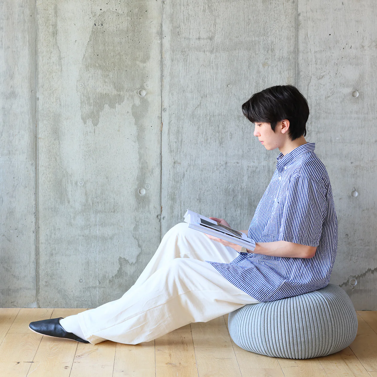 MUJI IDÉE Mini PUUF Cover - White x Black (Cushion Sold Separately) - Image 3