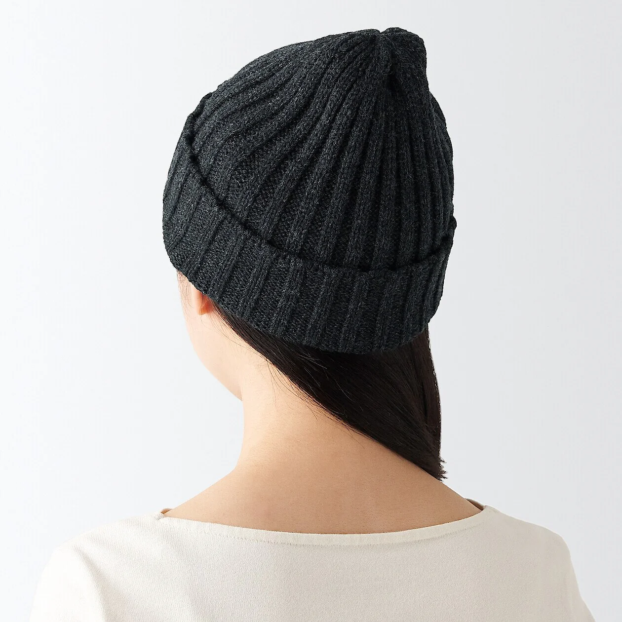 Non-Itchy Ribbed Beanie - Image 5