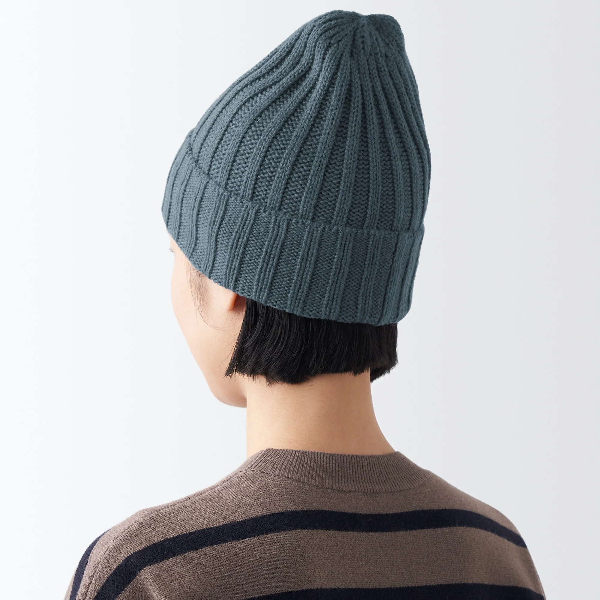 Non-Itchy Ribbed Beanie - Image 11