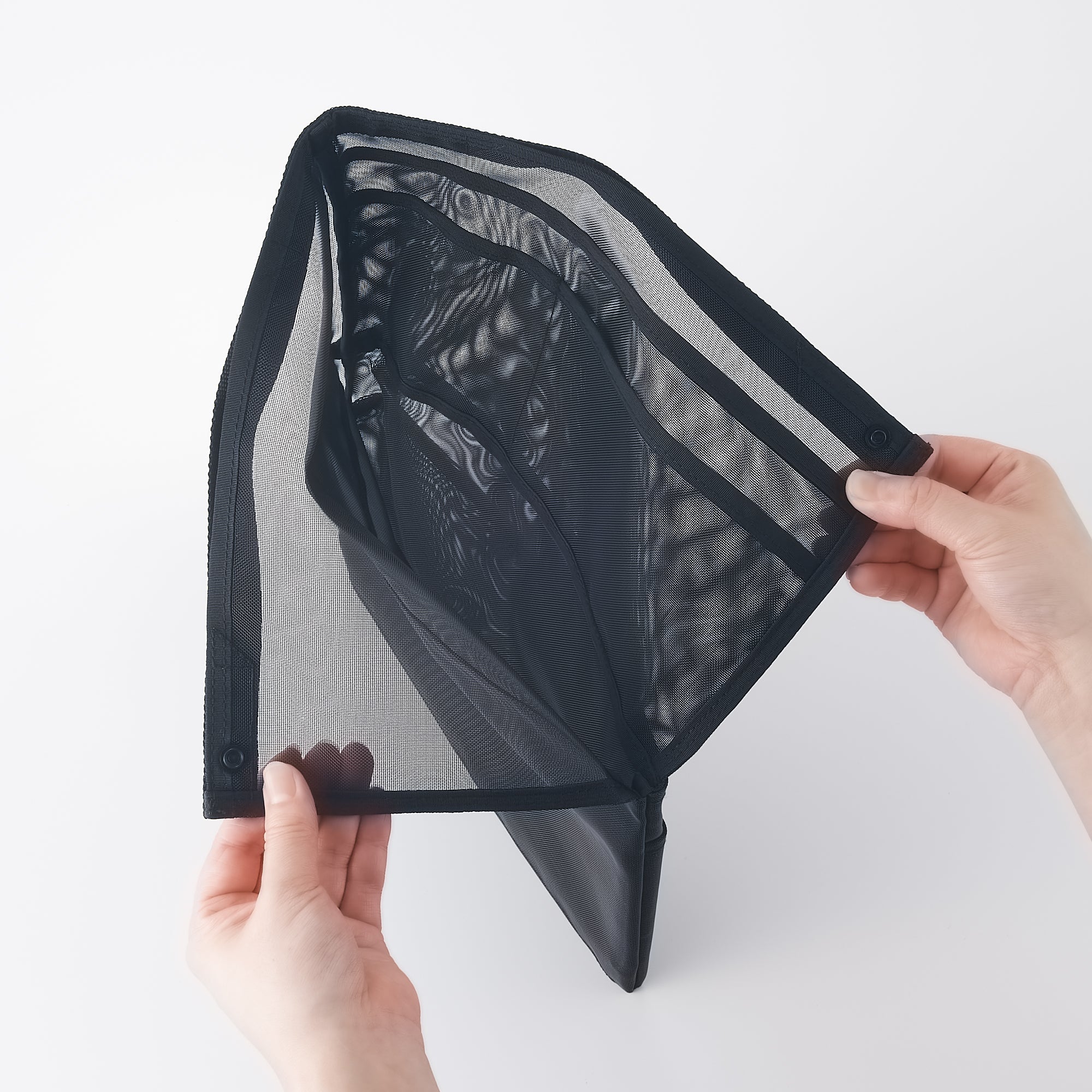 Nylon Mesh Bag Organizer Vertical A4 - Black - Image 4