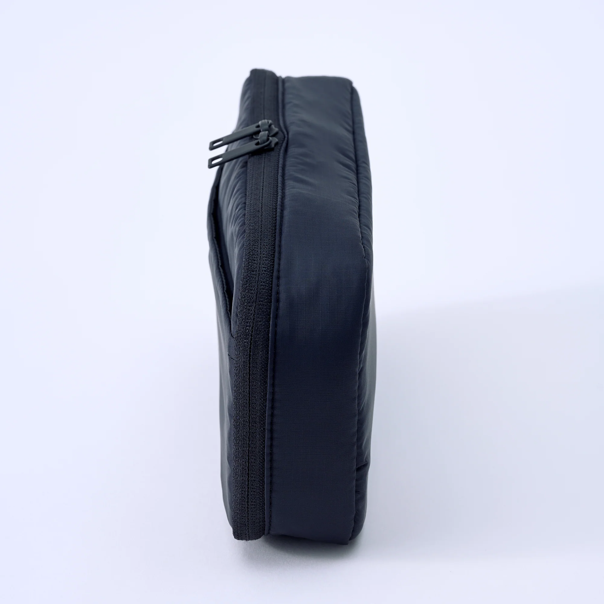 Parachute Cloth Gadget Case - Slim - Image 5