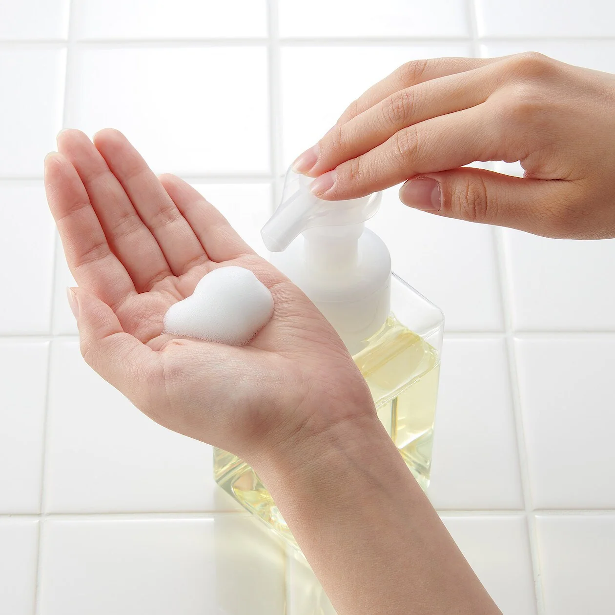 PET Refill Bottle Foam Type - Image 3