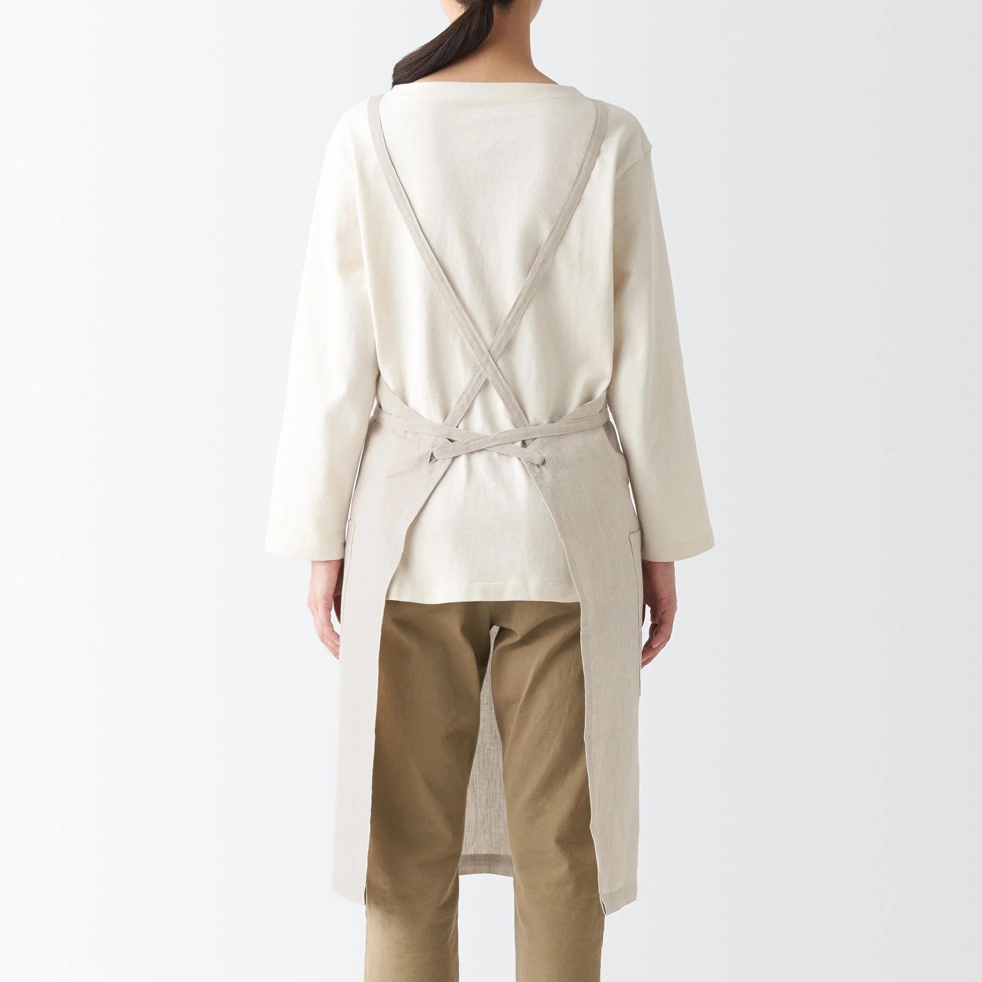 Plain Weave Linen Cross Back Apron - Image 13