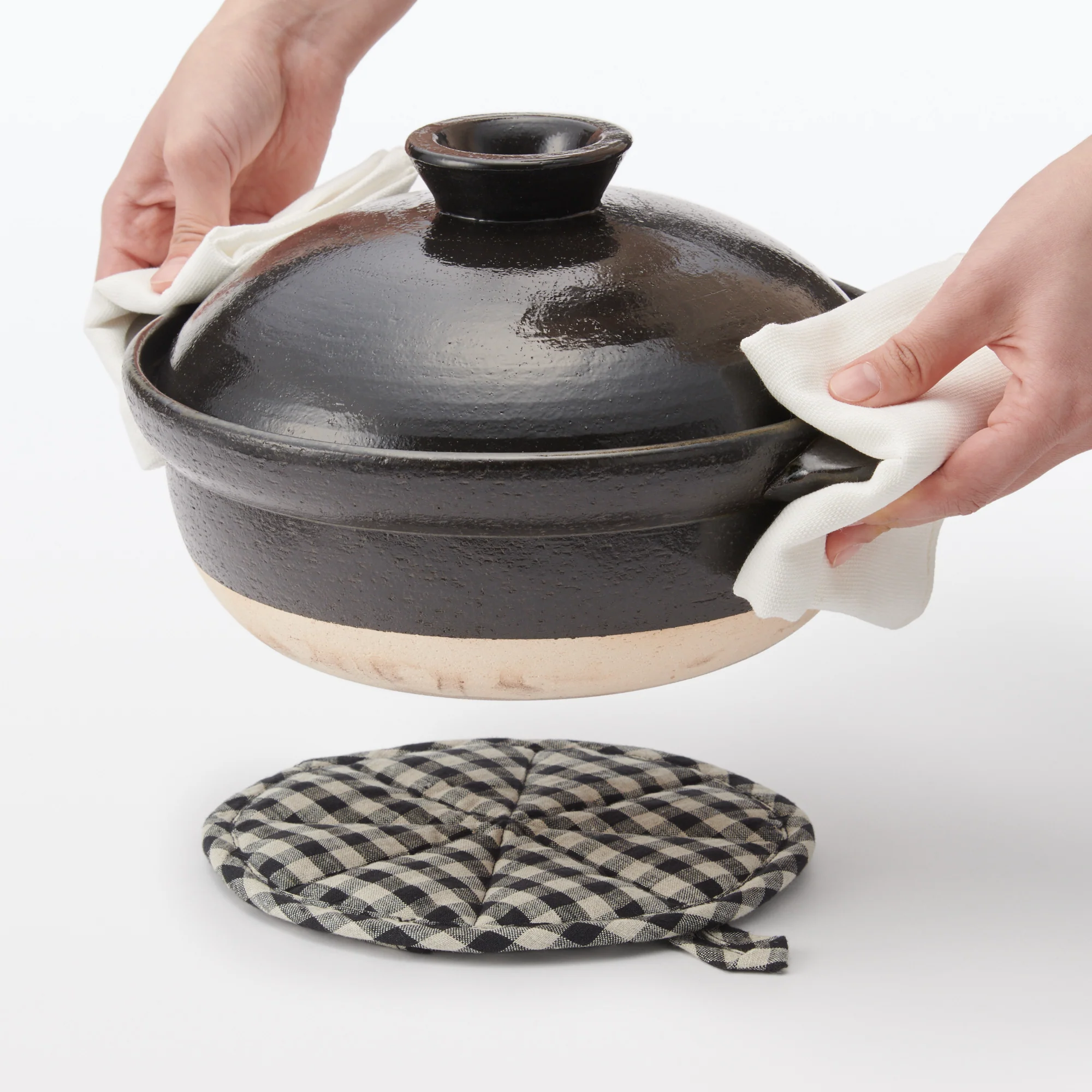 Plain Weave Linen Pot Holder & Trivet - Gingham Check - Image 5