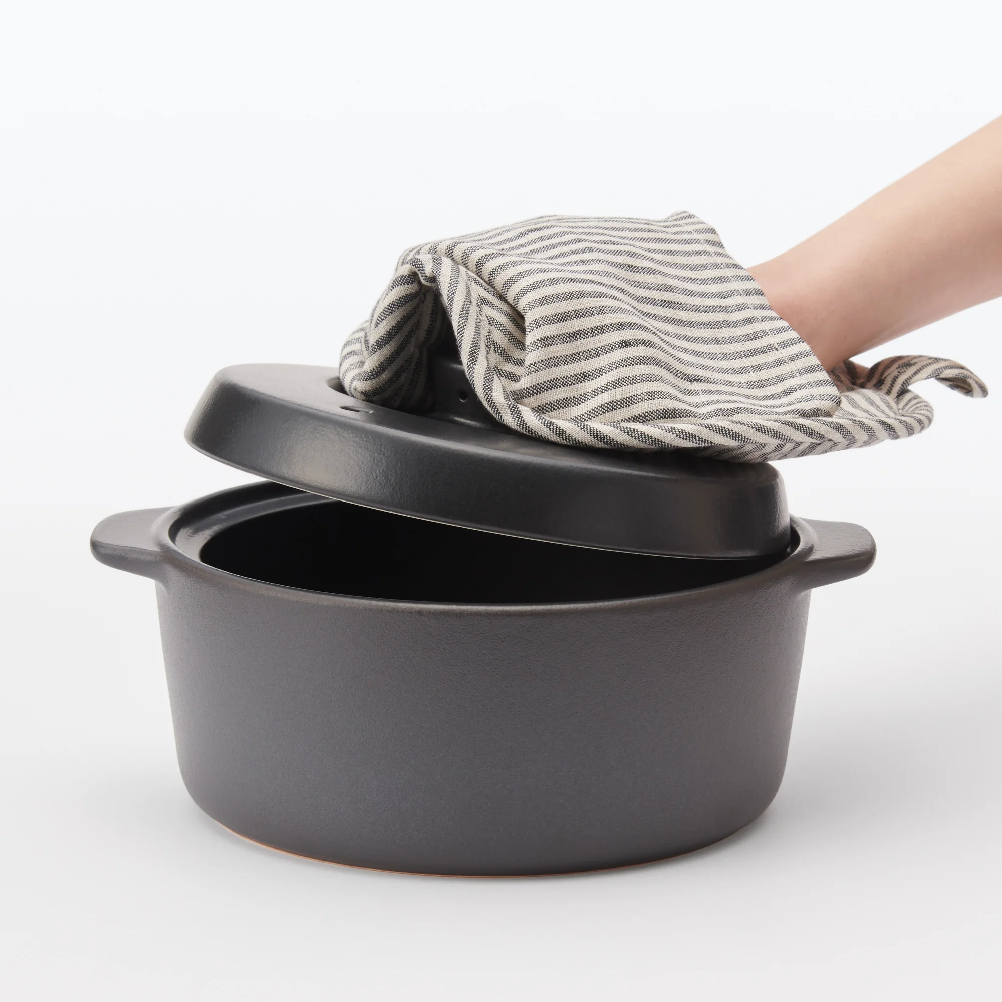 Plain Weave Linen Pot Holder & Trivet - Stripe - Image 4
