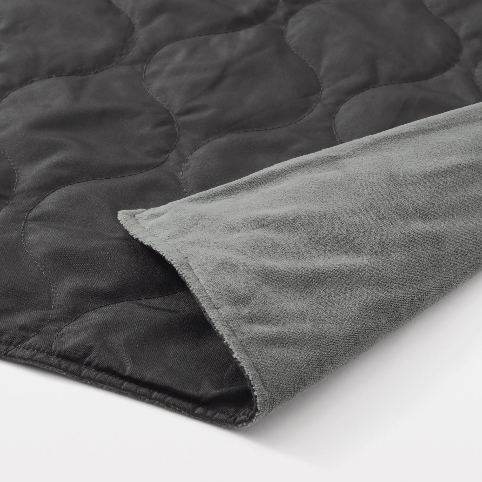 Pocketable 3-Way Blanket - Image 14