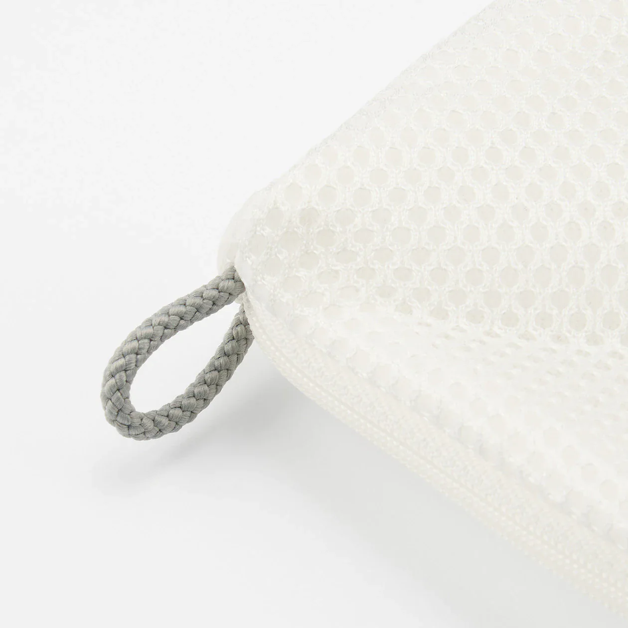 Polyester Cushion Mesh Laundry Net - Image 4