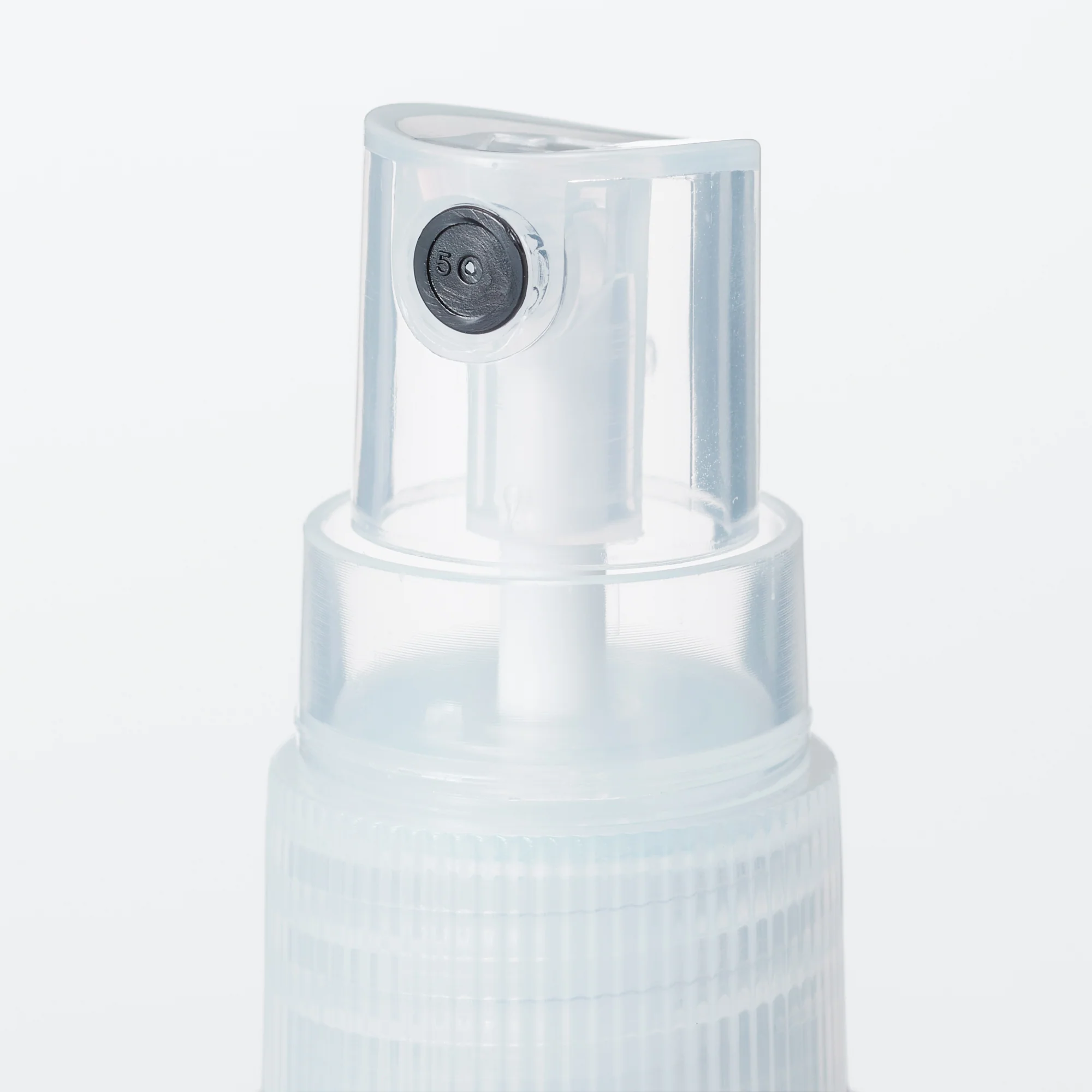 Polyethylene Petit Spray Bottle - Image 8