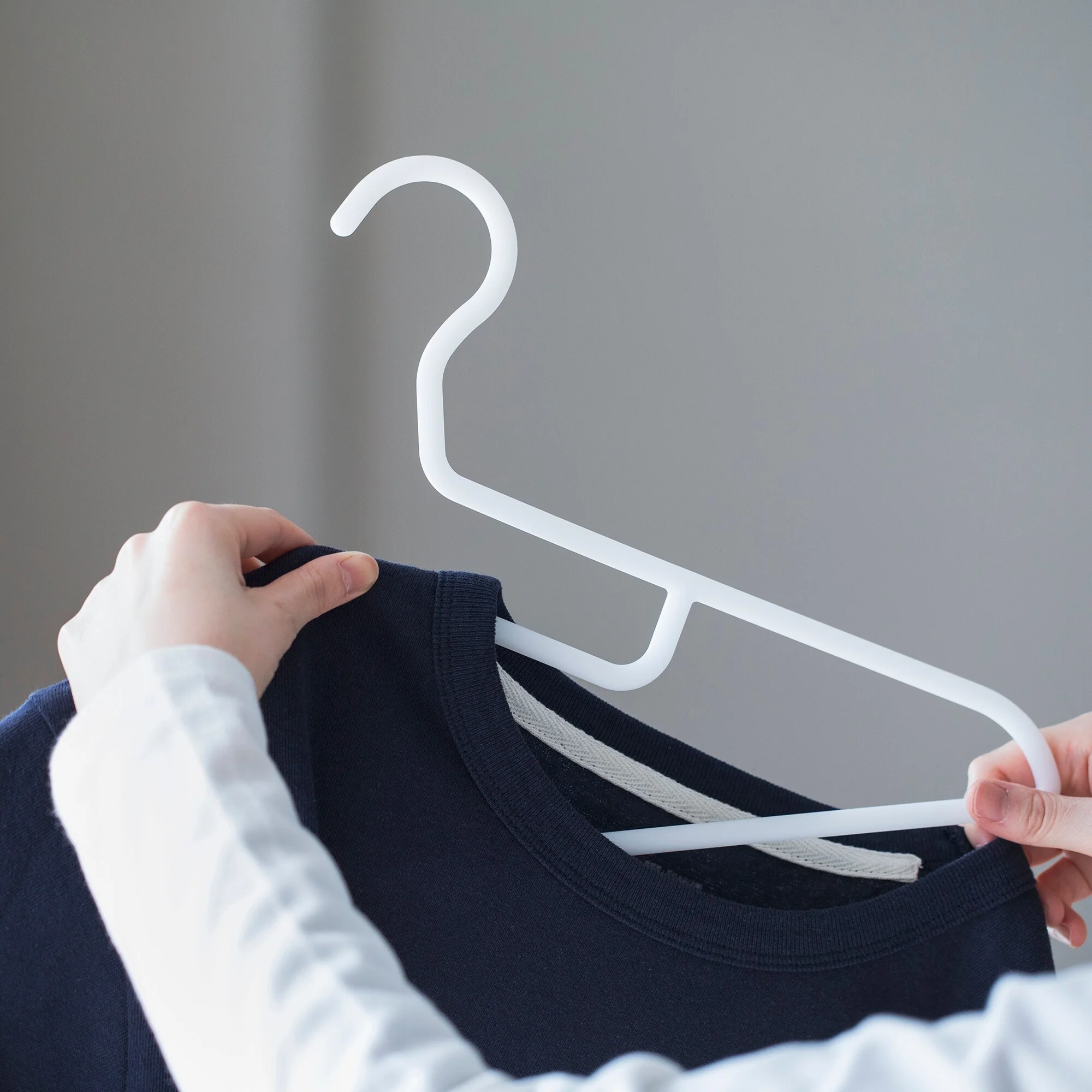 Polypropylene Laundry Hanger (3 Pack) - Image 16