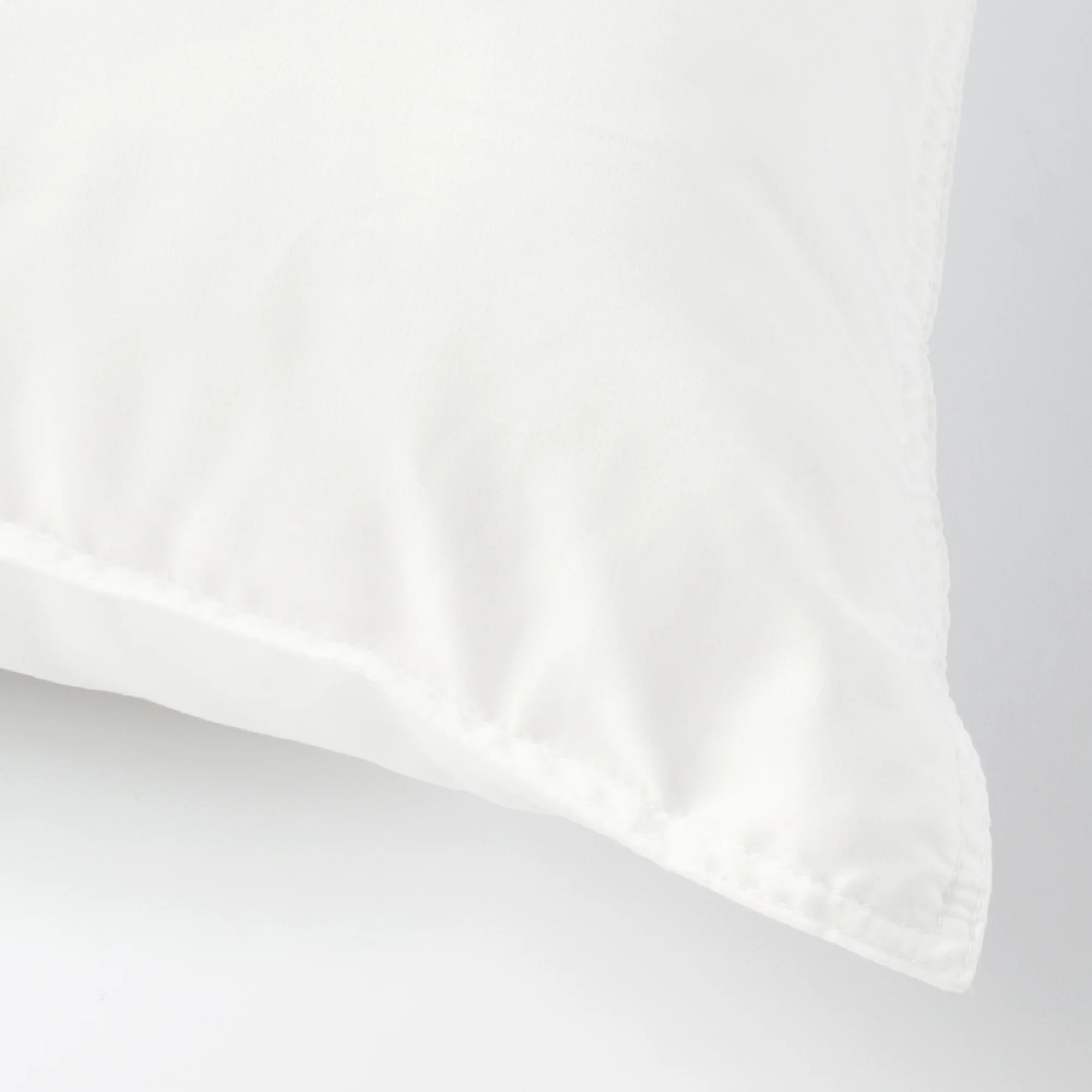 Quick Dry Fluffy Pillow (50 x 70 cm) - Image 4