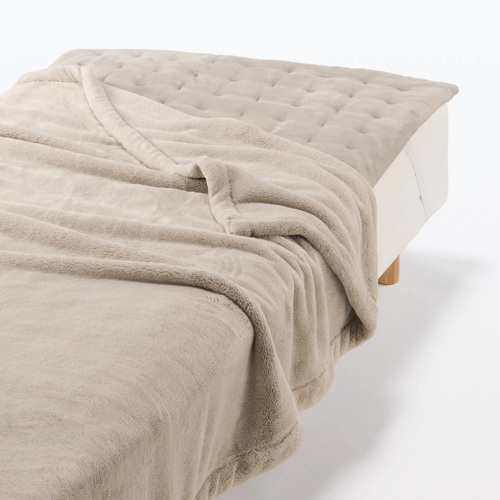 Recycled Polyester Quilted Bed Pad - Queen - Image 8