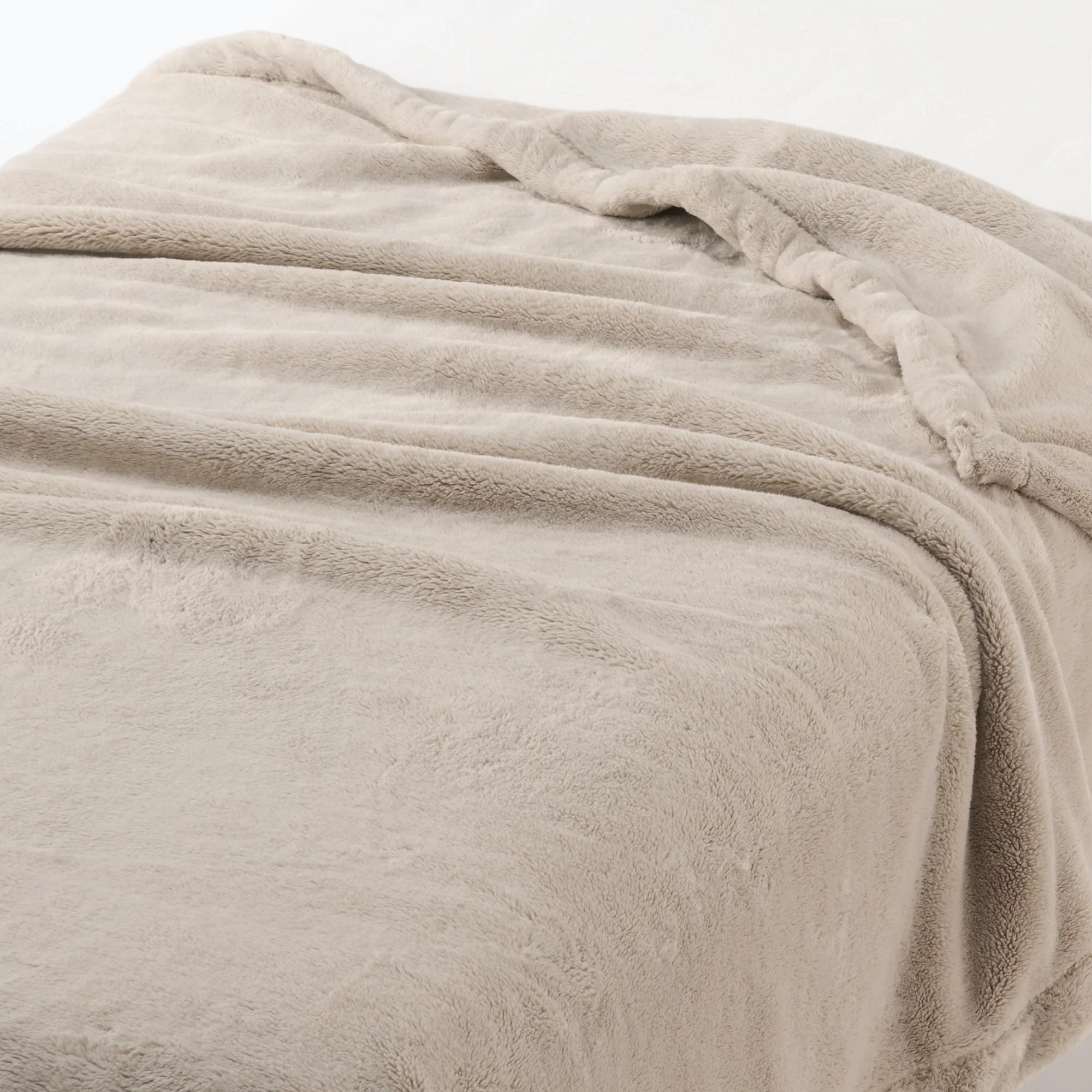 Recycled Polyester Warm Thick Blanket - Single - Image 9