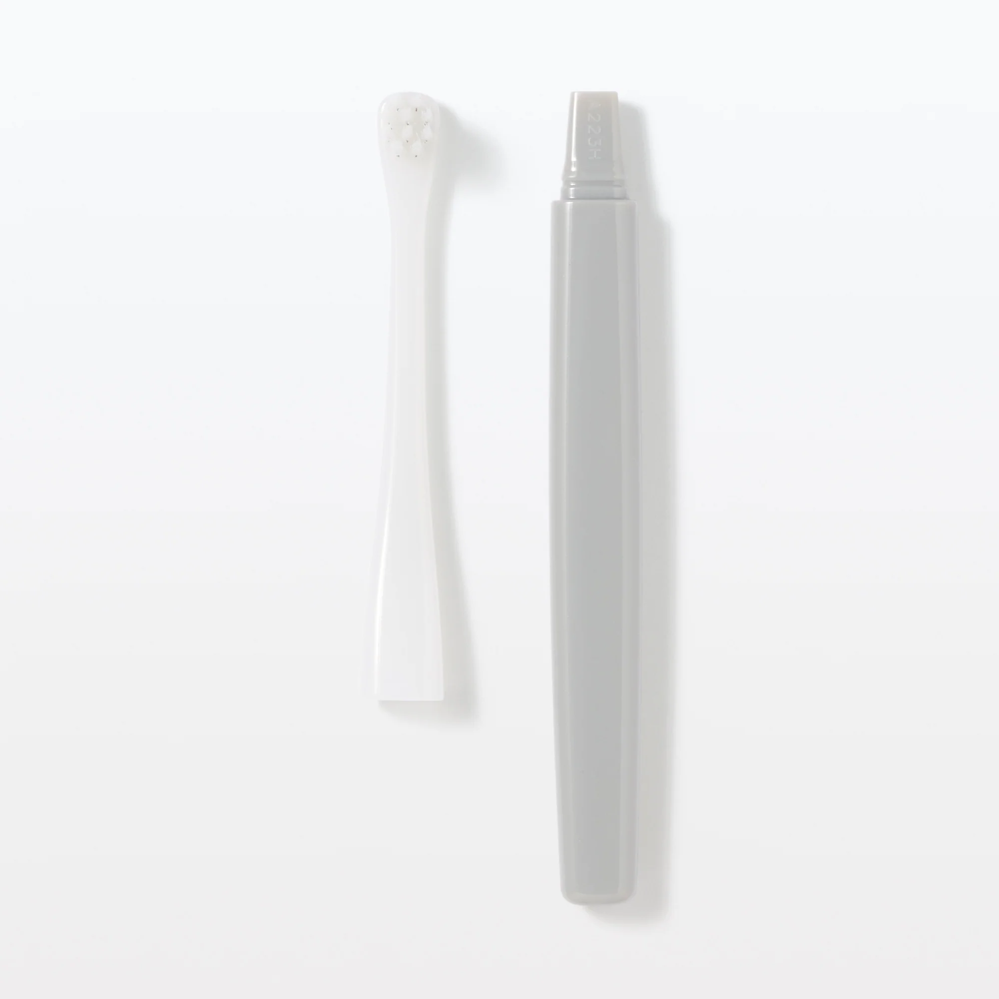 Replaceable Head Compact Medium Toothbrush - Grey - Image 2