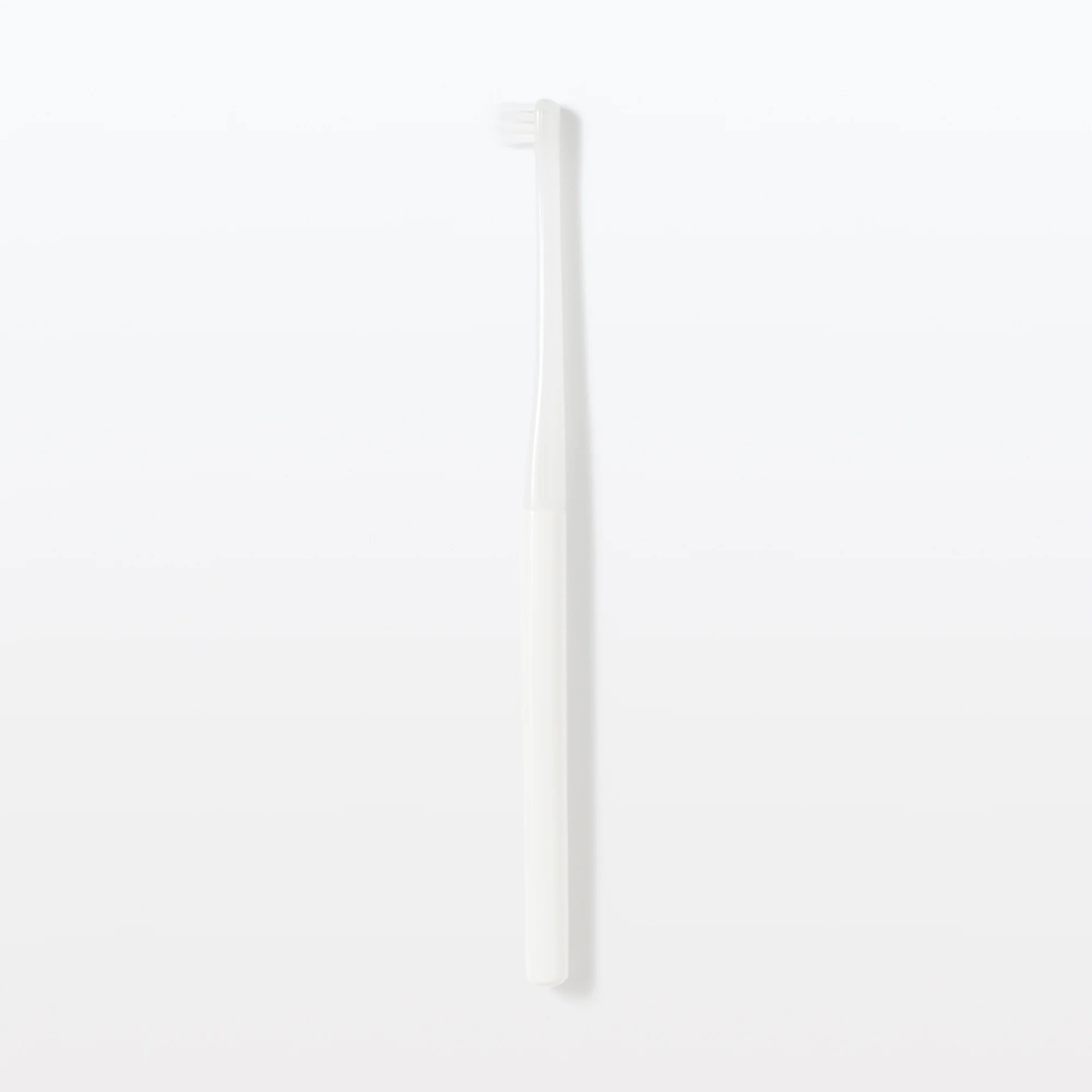 Replaceable Head Compact Medium Toothbrush - White - Image 3