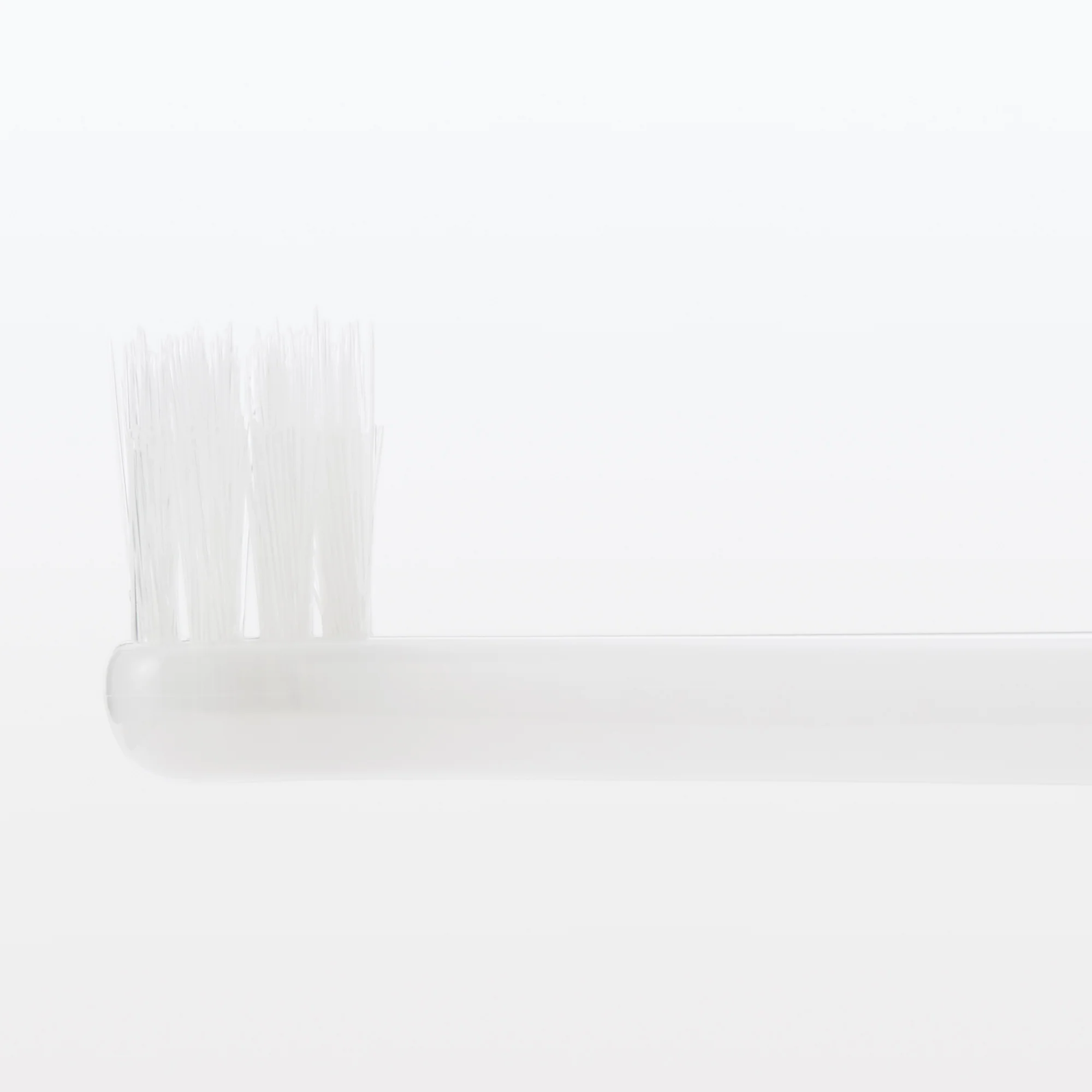 Replaceable Head Compact Medium Toothbrush - Yellow - Image 4