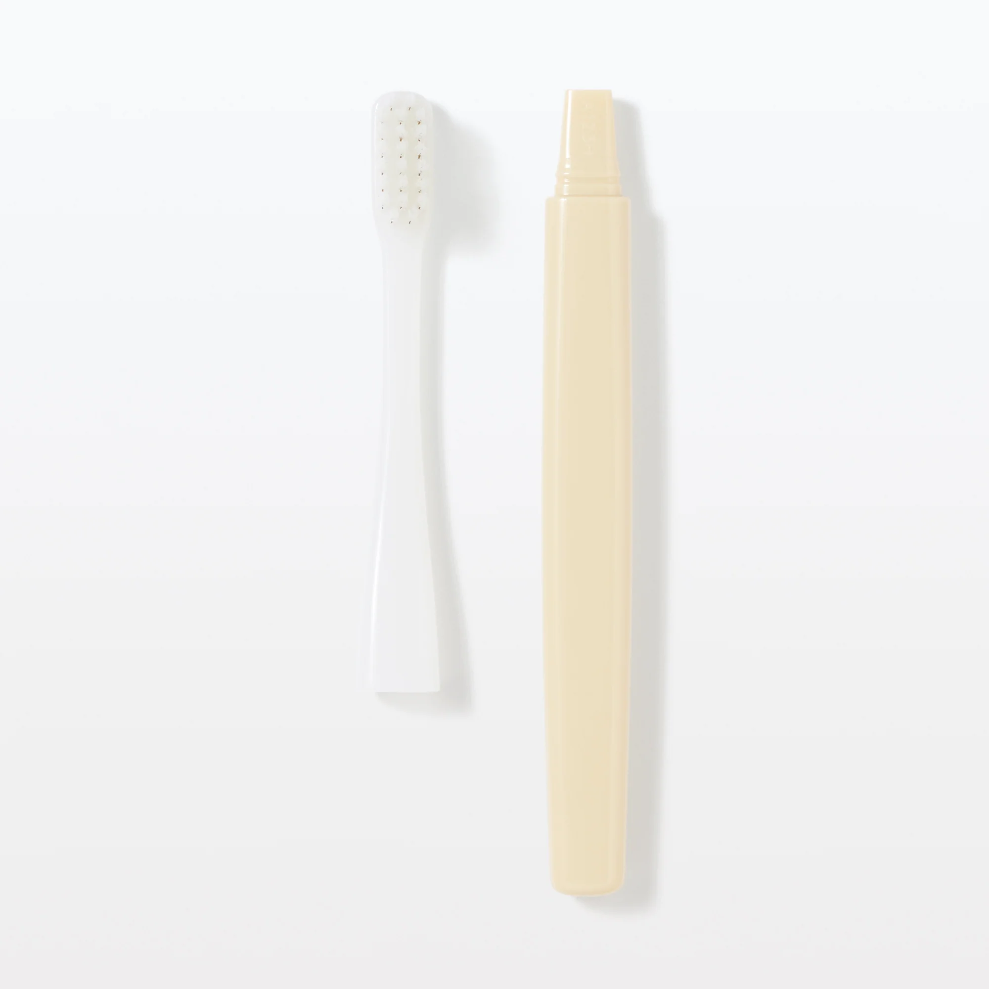 Replaceable Head Medium Toothbrush - Yellow - Image 2