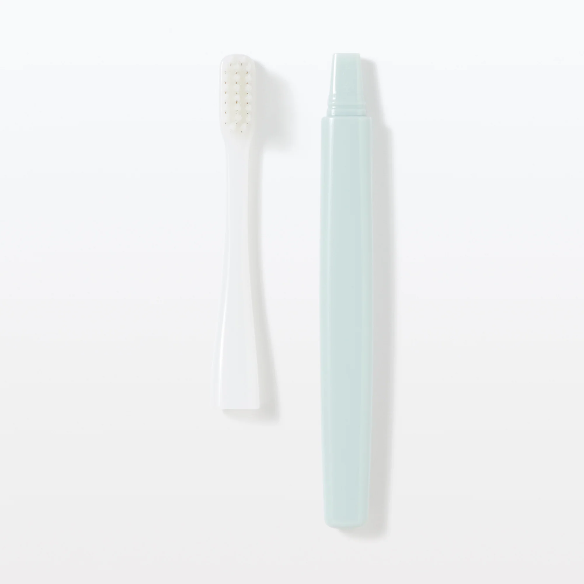Replaceable Head Soft Toothbrush - Blue - Image 2