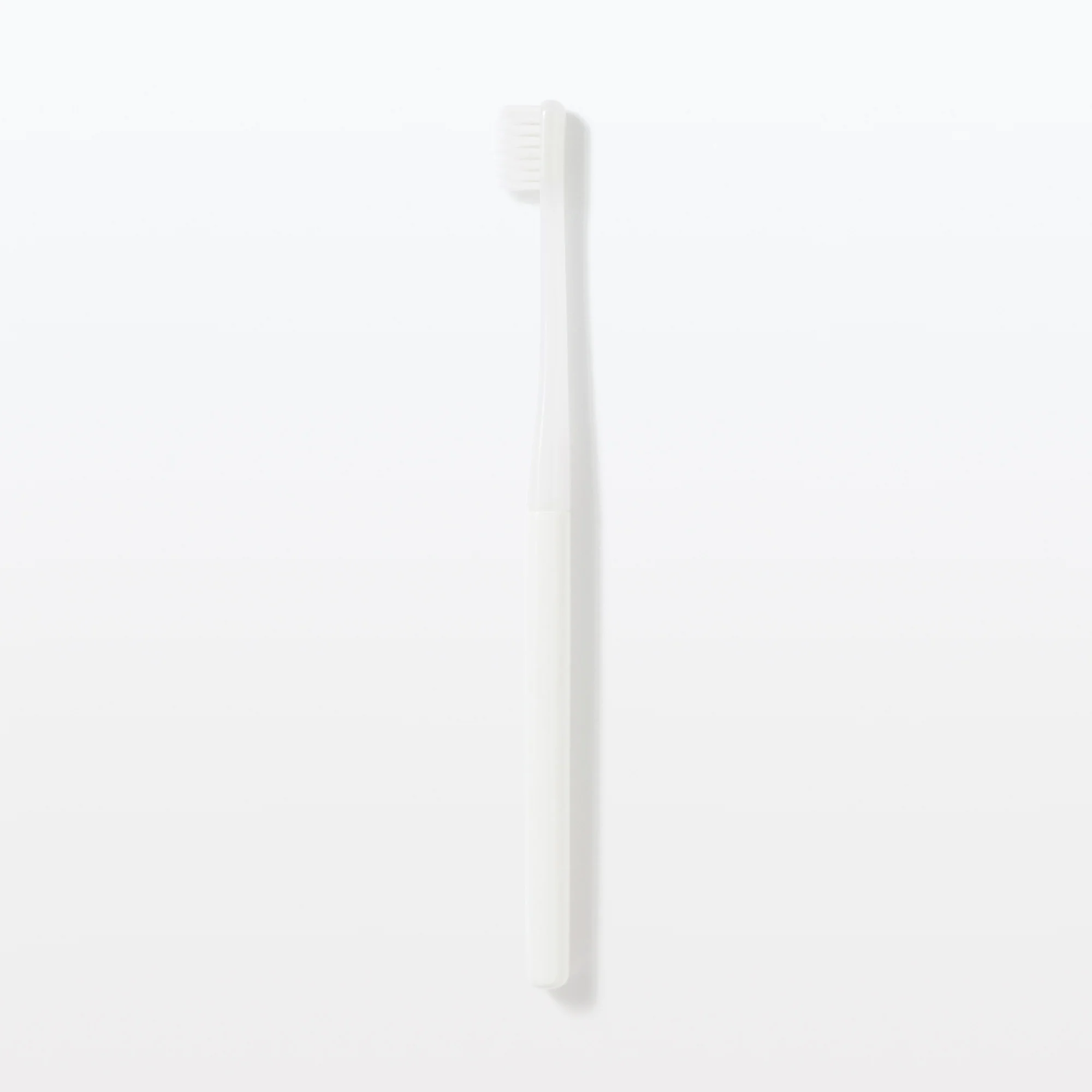 Replaceable Head Soft Toothbrush - White - Image 3
