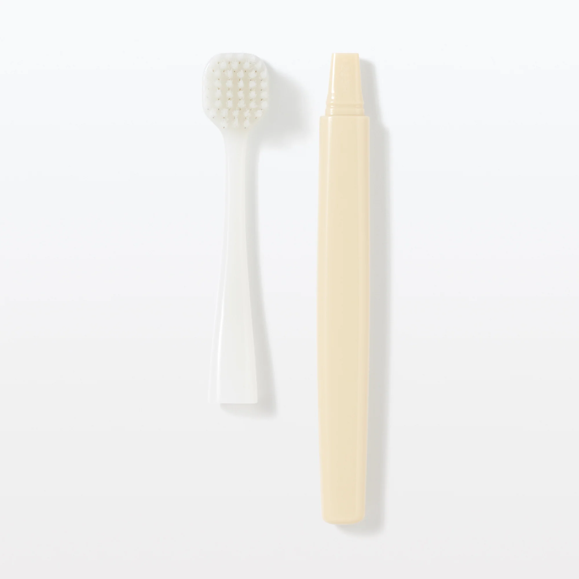 Replaceable Head Wide Medium Toothbrush - Yellow - Image 2