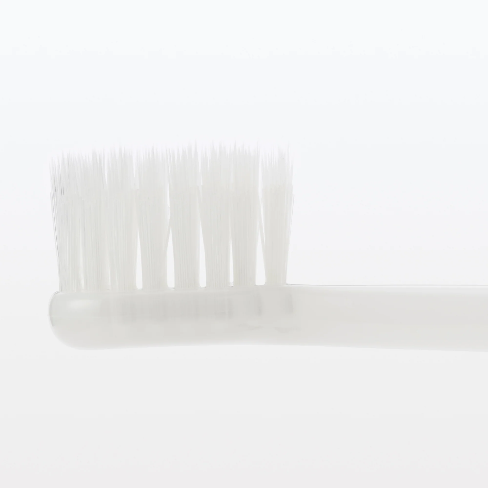 Replaceable Head Wide Medium Toothbrush - Yellow - Image 4