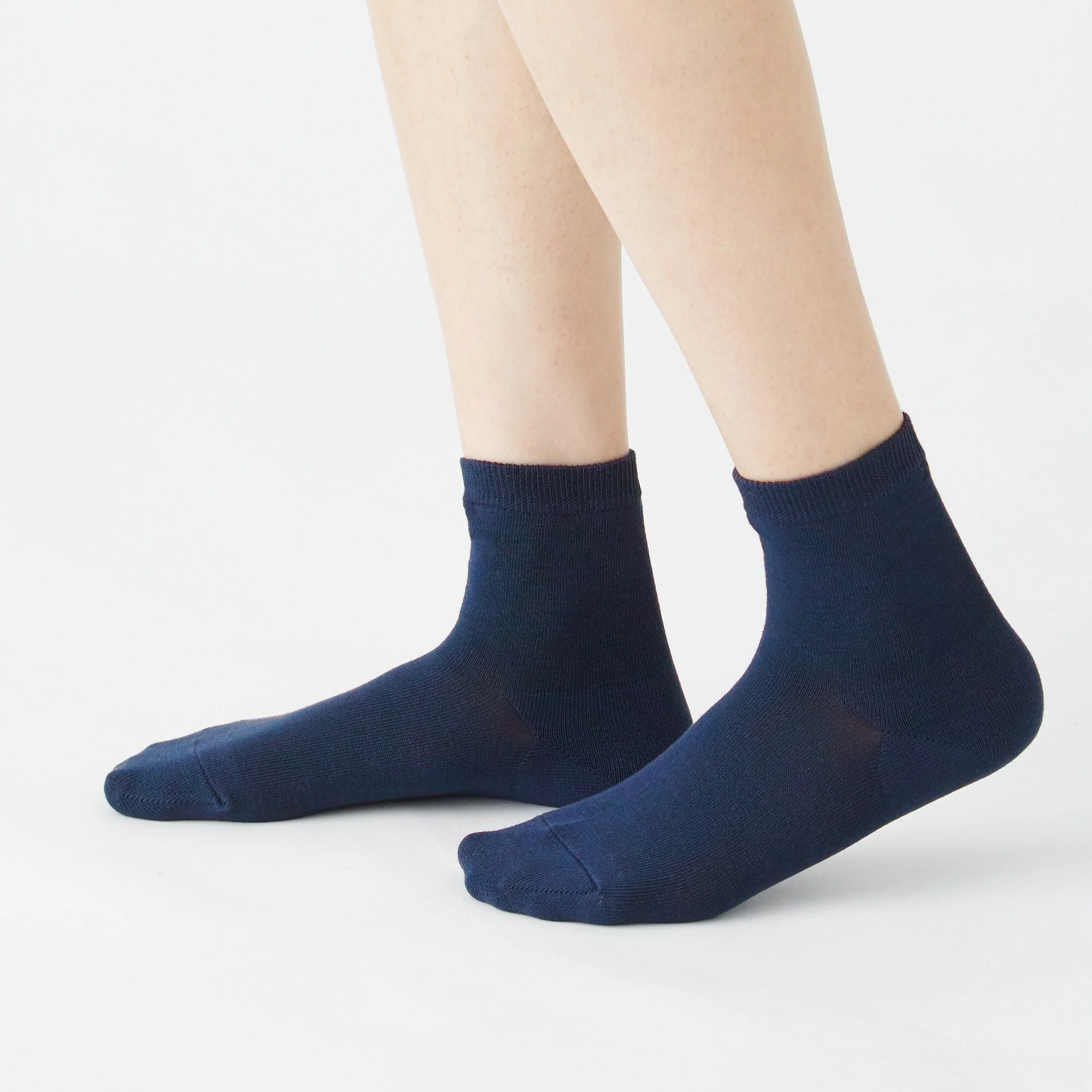 Right Angle 3 Layer Loose Top Short Socks - Image 21