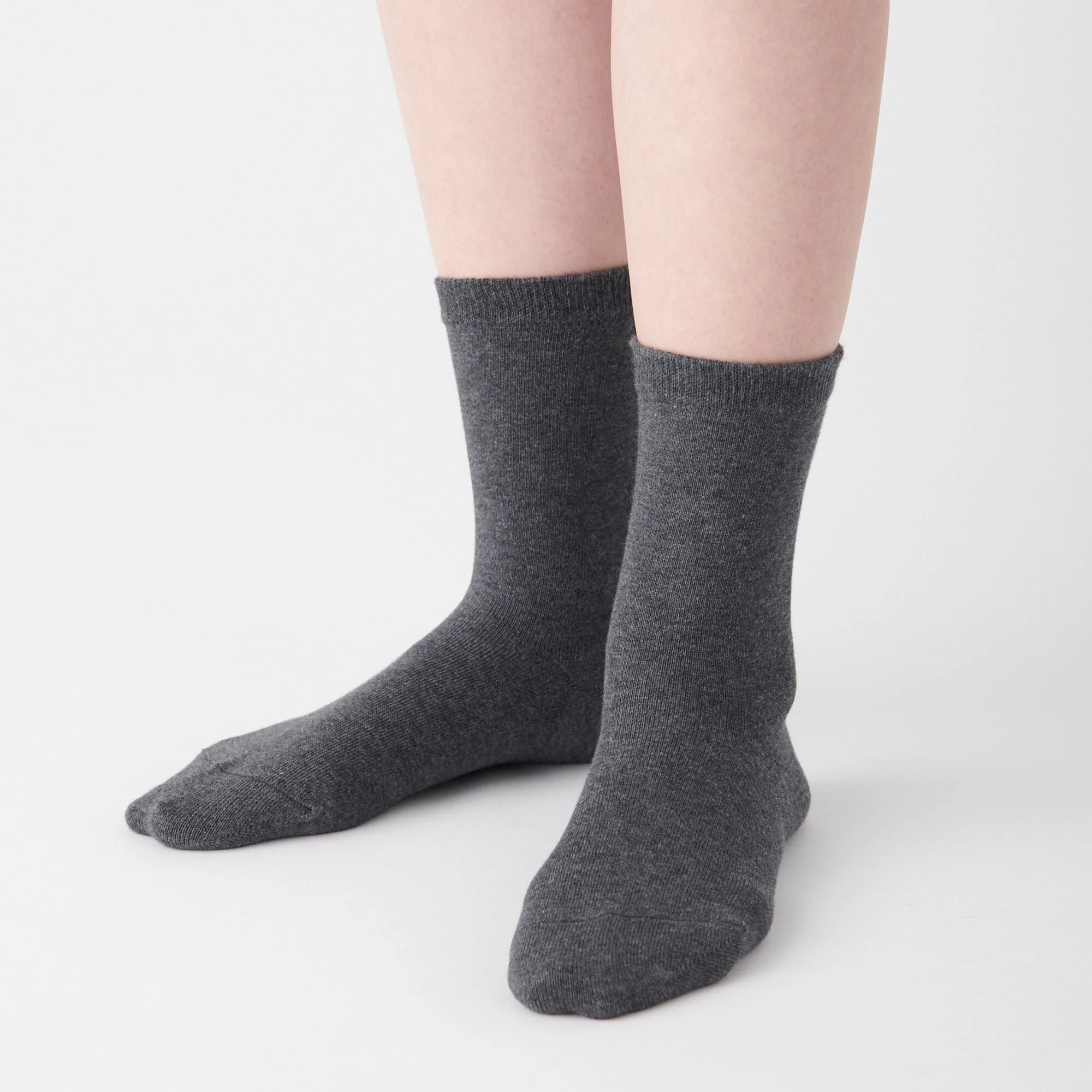 Right Angle 3 Layer Loose Top Socks - Image 3