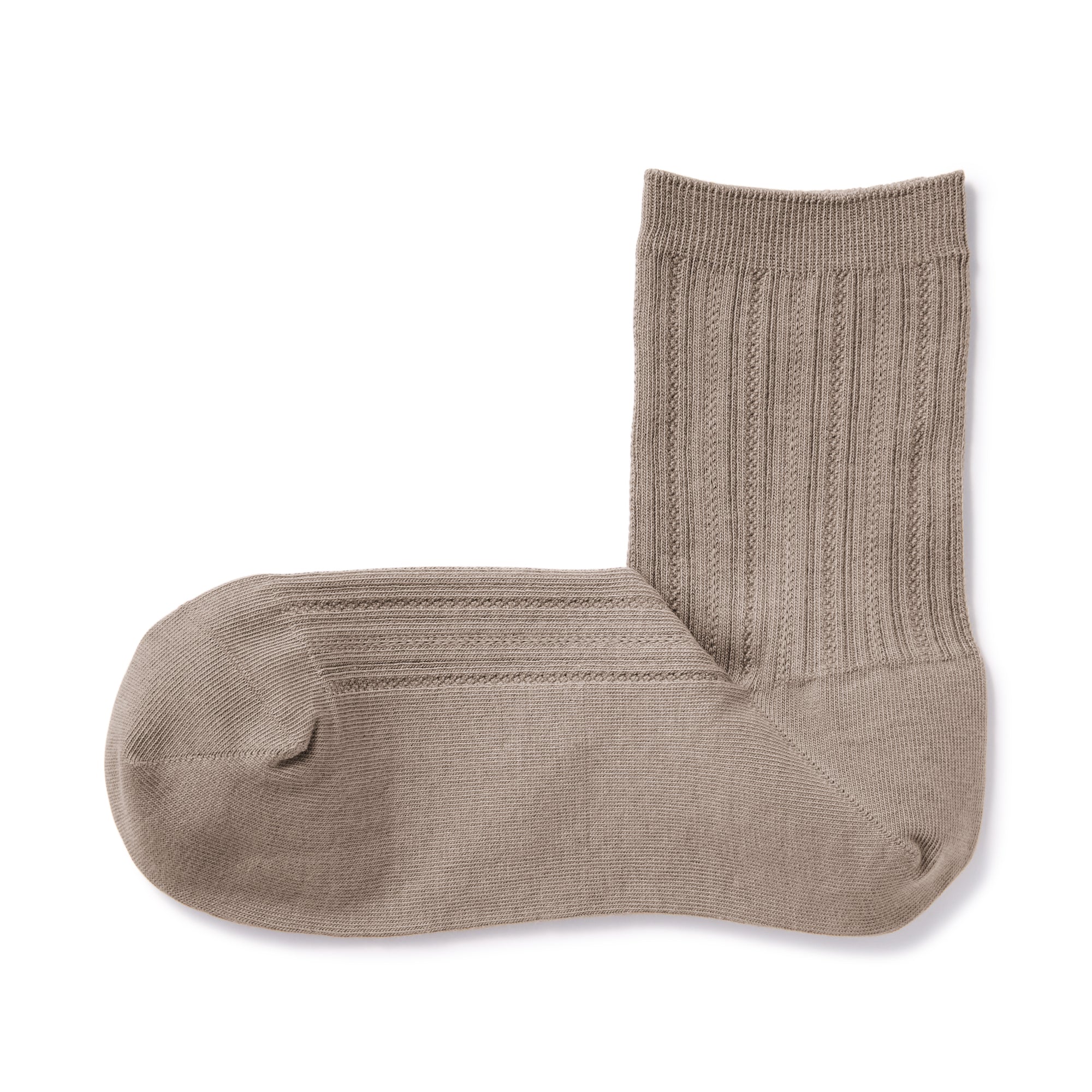 Right Angle Loose Top Patterned Short Socks - Image 10