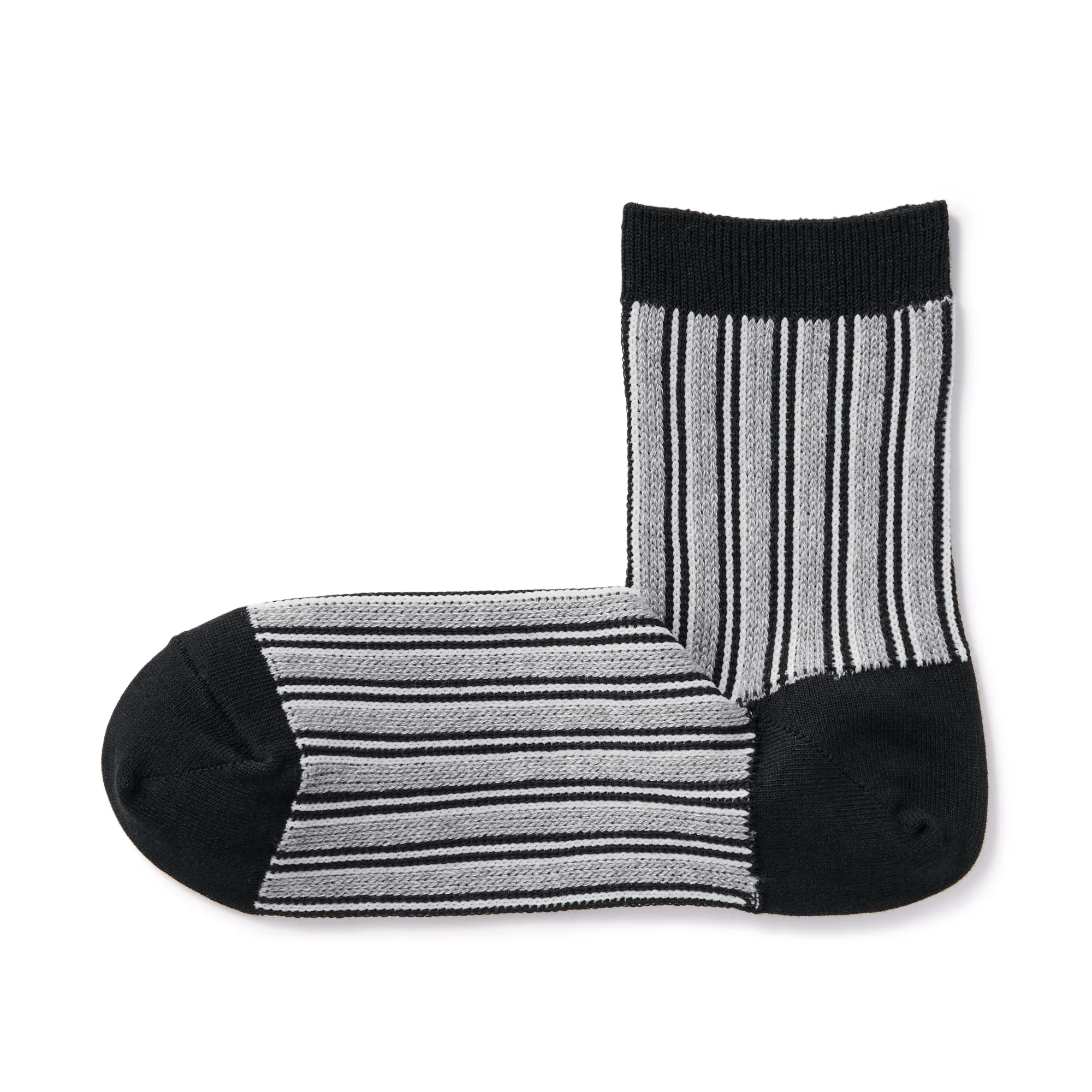 Right Angle Loose Top Short Socks Striped - Image 7