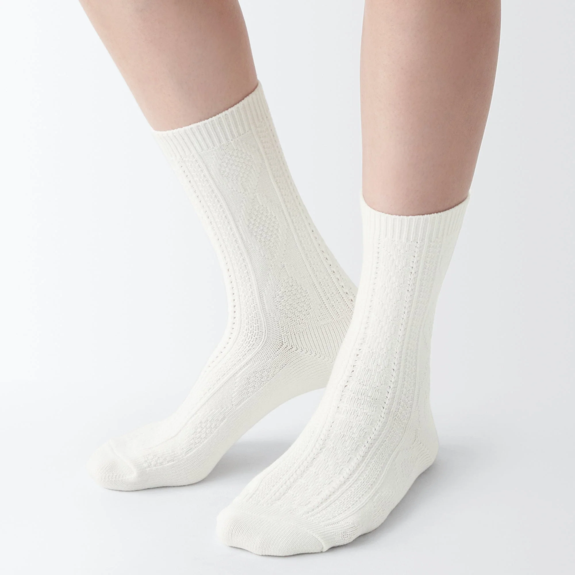 Right Angle Loose Top Socks - Image 11