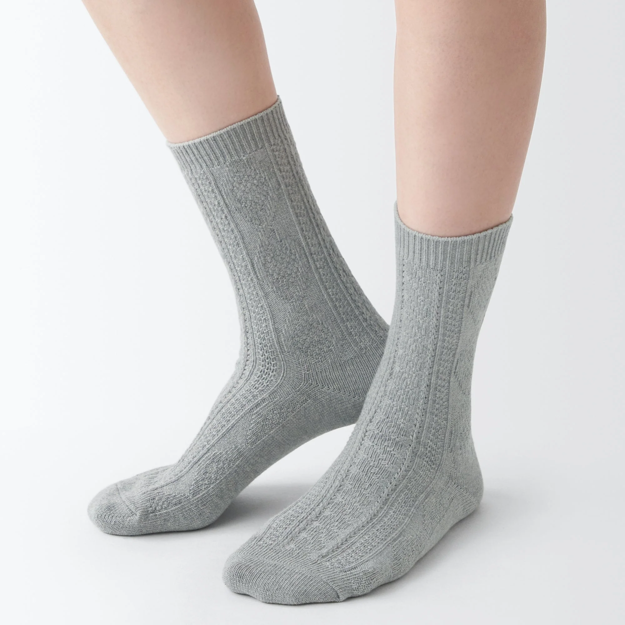Right Angle Loose Top Socks - Image 19