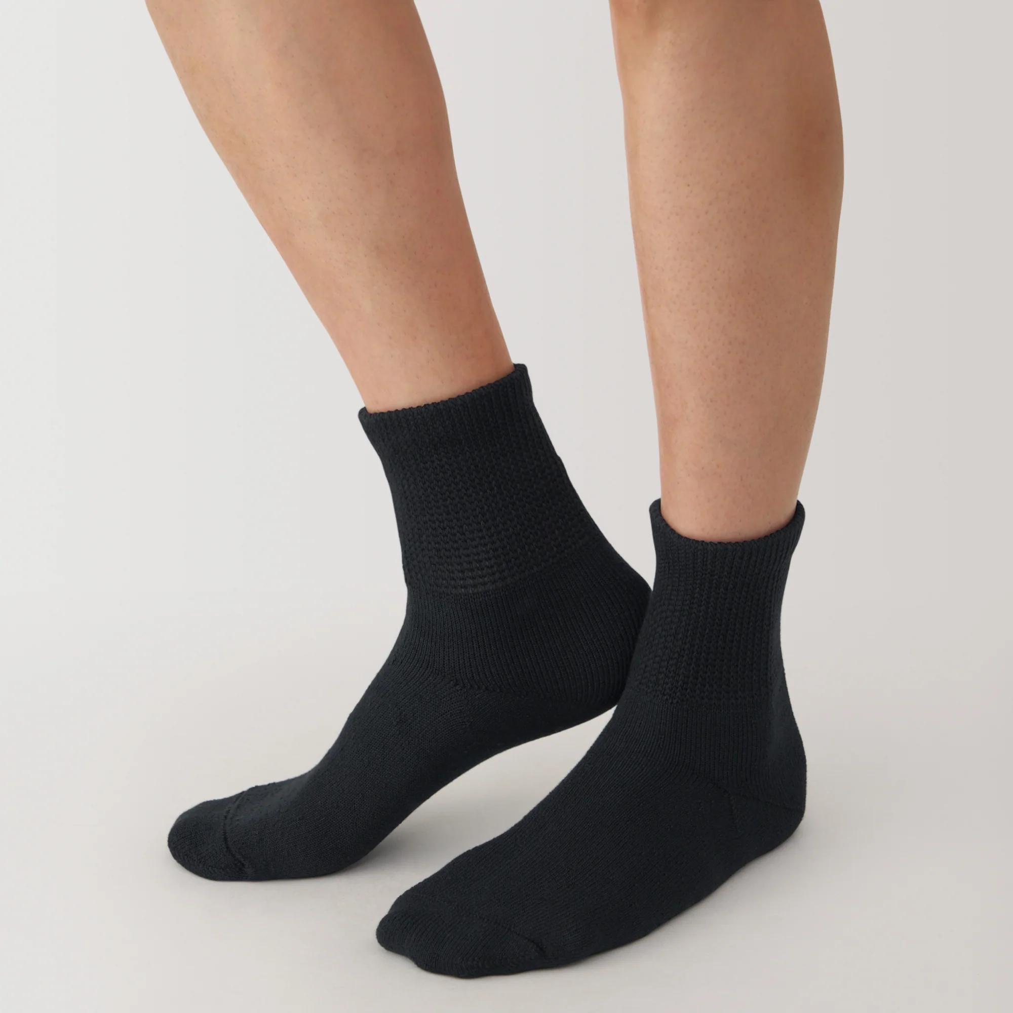 Right Angle Pile Short Socks - Image 10