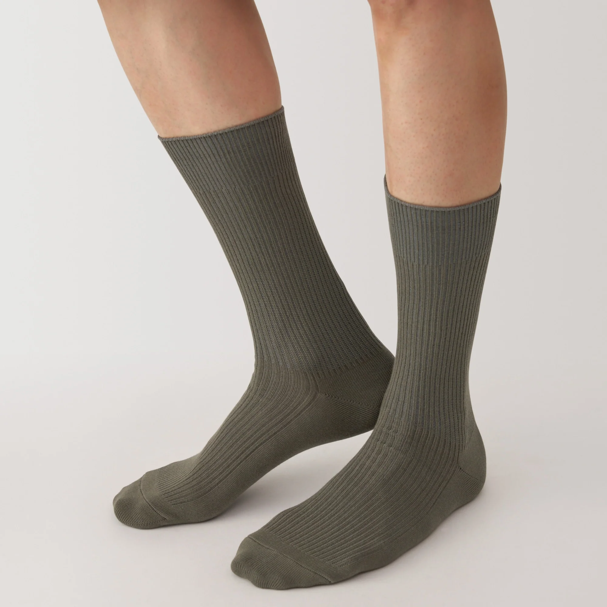 Right Angle Ribbed Socks - Image 13
