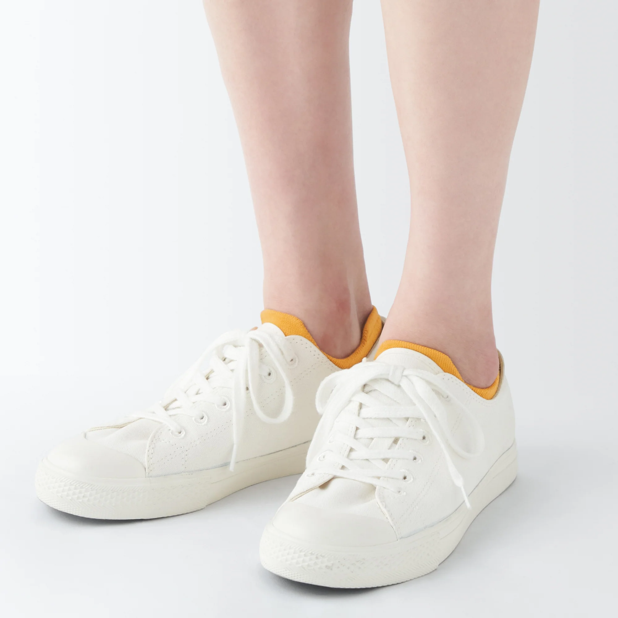 Right Angle Sneaker Socks with Tabs - Image 7