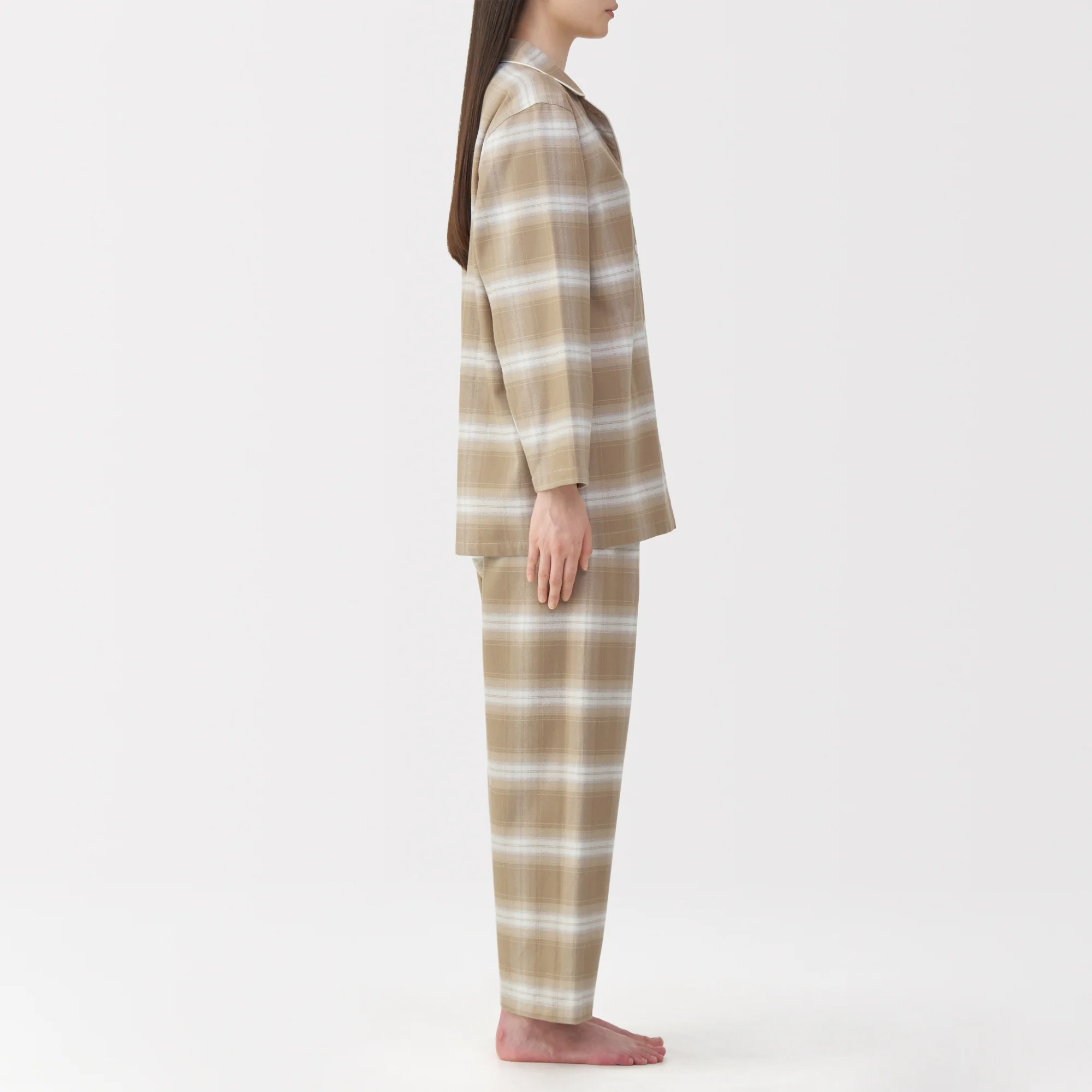 Side Seamless Flannel Pajamas - Image 5