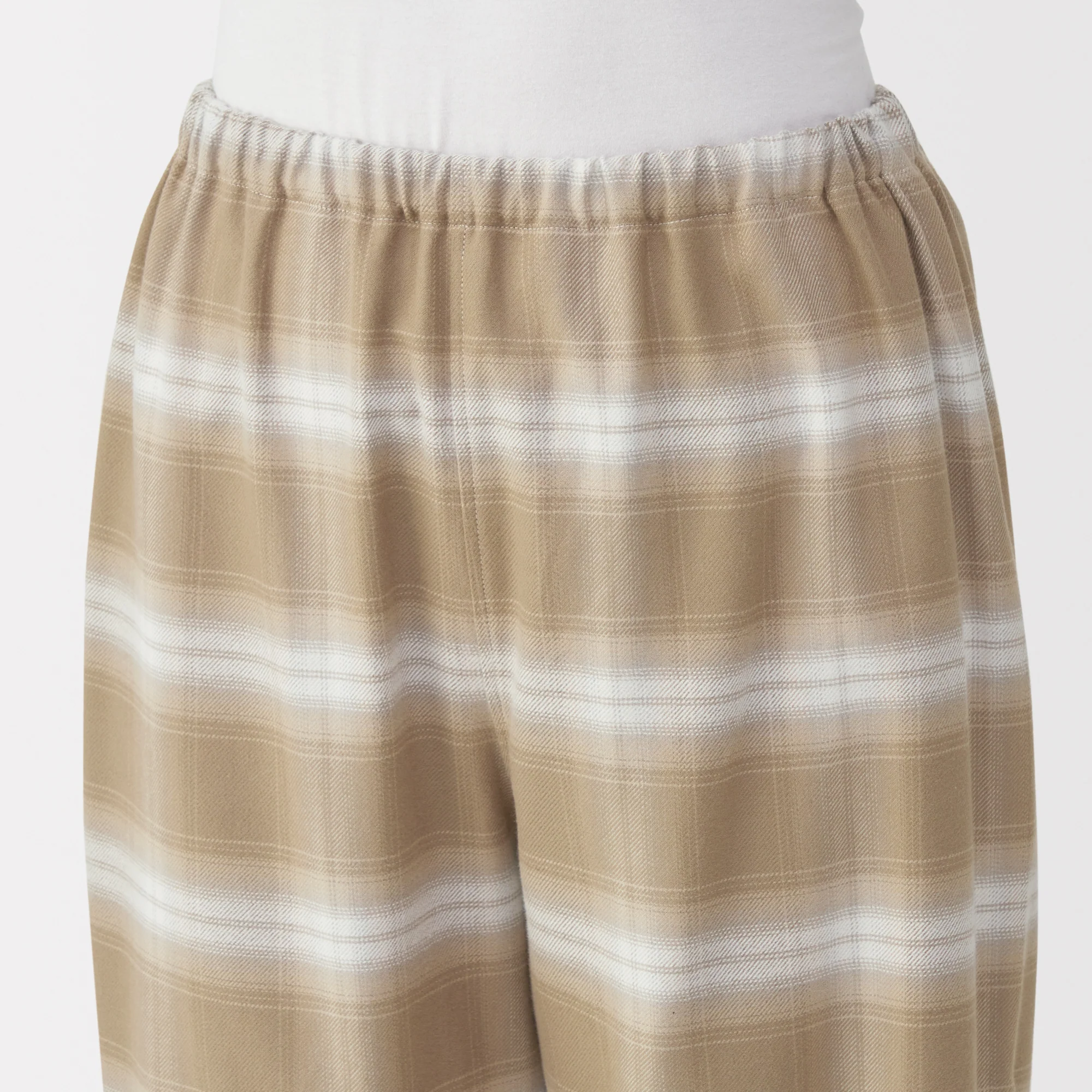 Side Seamless Flannel Pajamas - Image 9