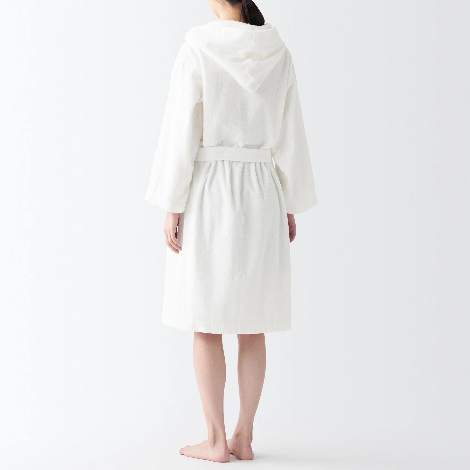 Side Seamless Pile Bathrobe - Image 3
