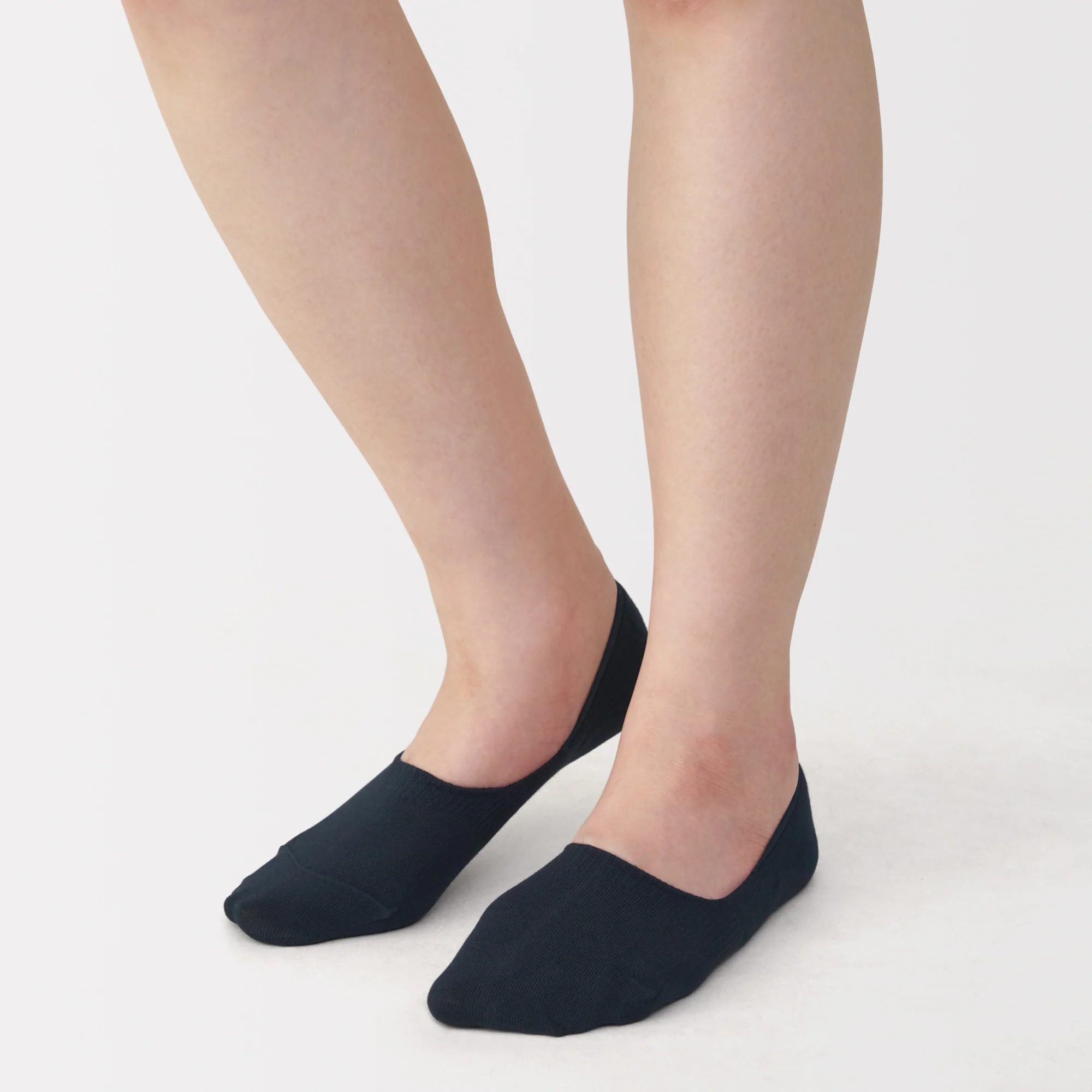 Silicone Grip No-Show Socks - Image 10