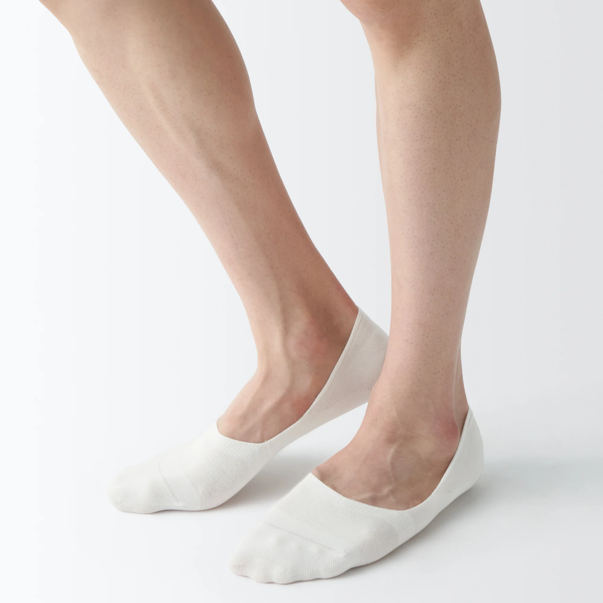 Silicone Gripper No-Show Socks - Image 7