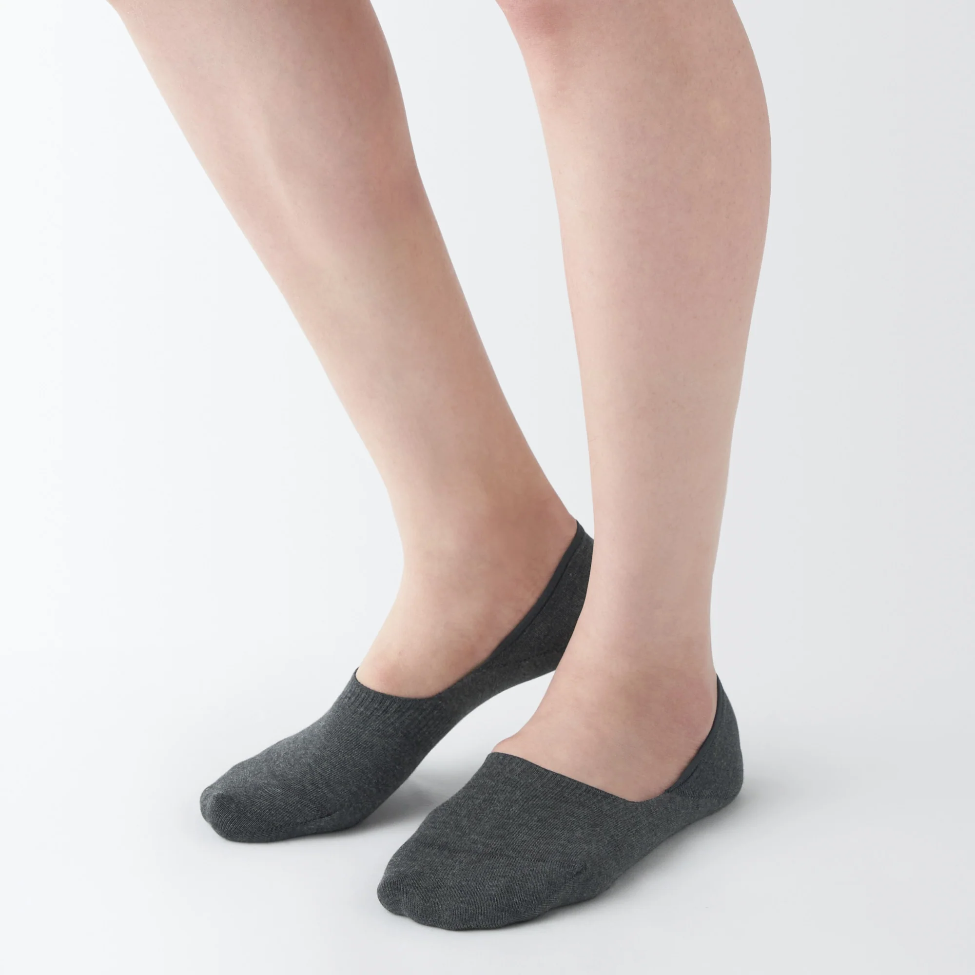 Silicone Gripper No-Show Socks - Image 11