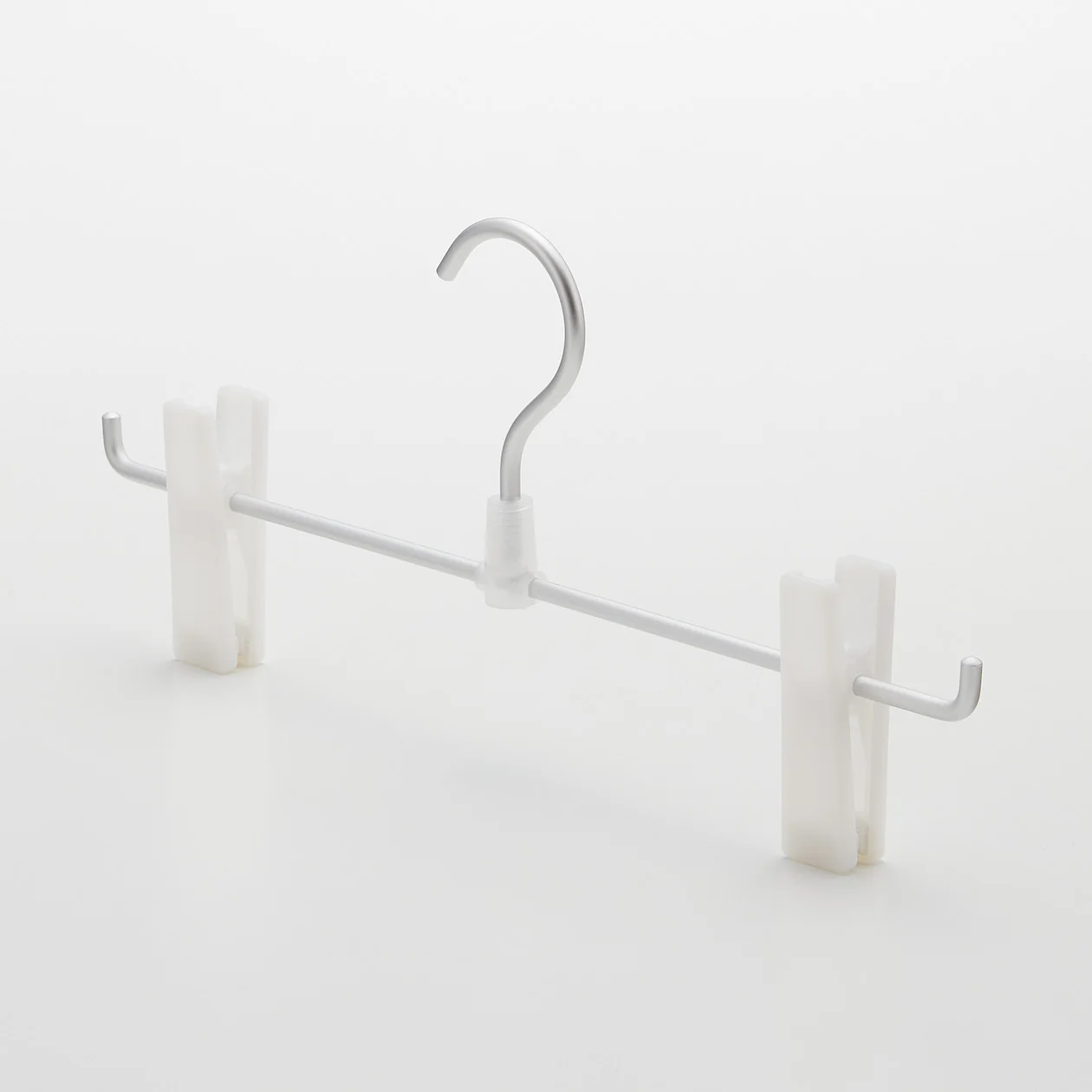 Single Tier Aluminum Hanger for Bottoms - Image 3