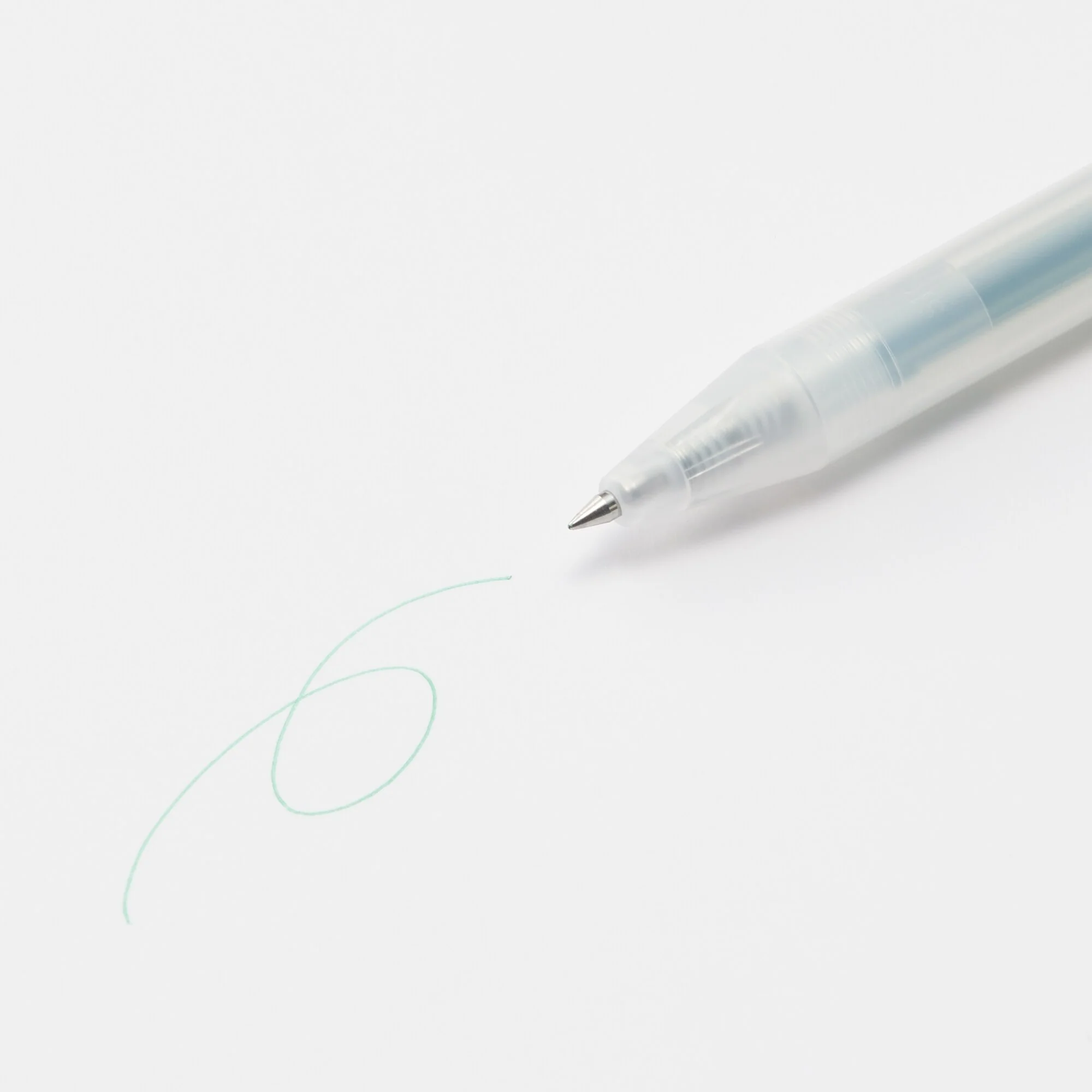 Smooth Gel Ink Ballpoint Knock Pen 0.3 mm - Green - Image 2