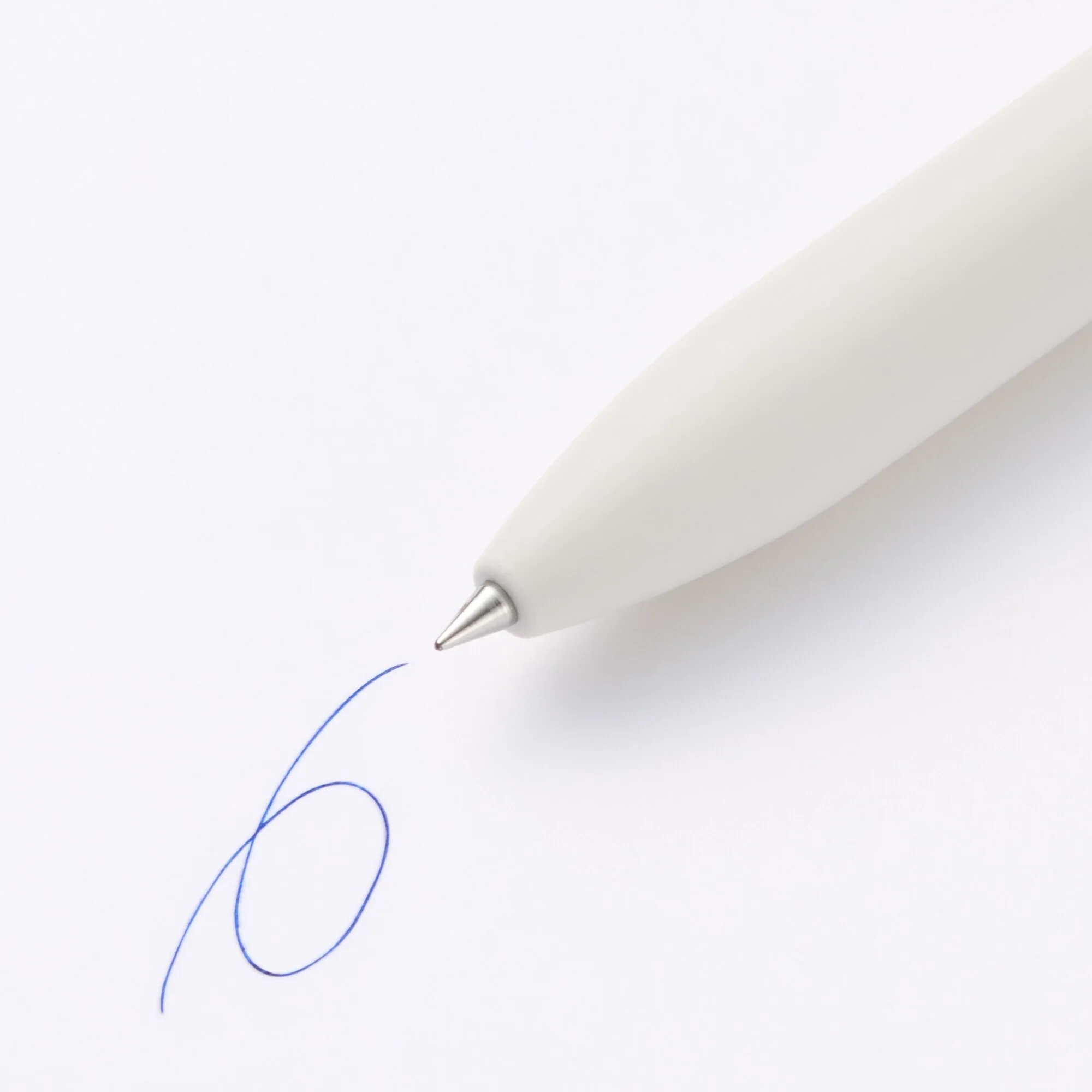 Smooth Oil Ink Ballpoint Pen 0.38 mm - Blue - Image 2
