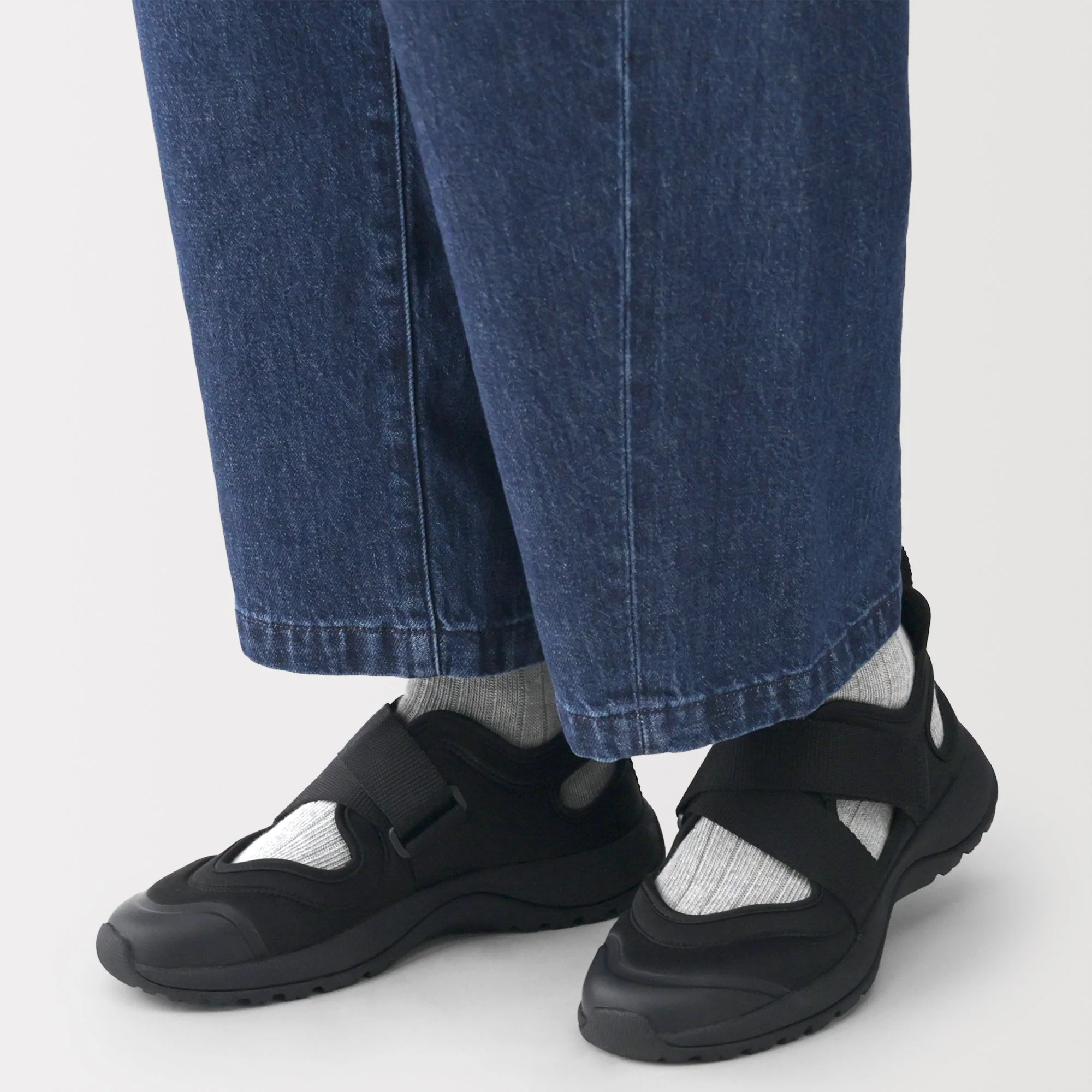 Sneaker Sandals Black - Image 3